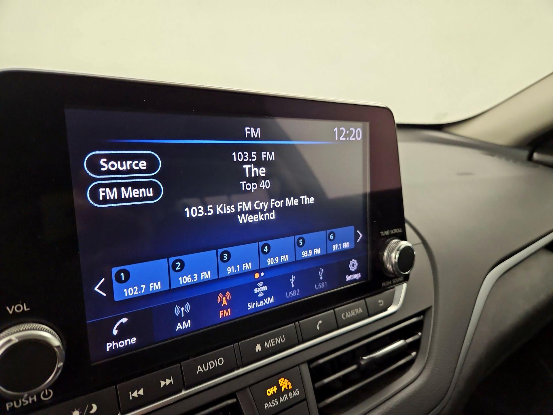 Thumbnail: 2019 Nissan Altima - 15
