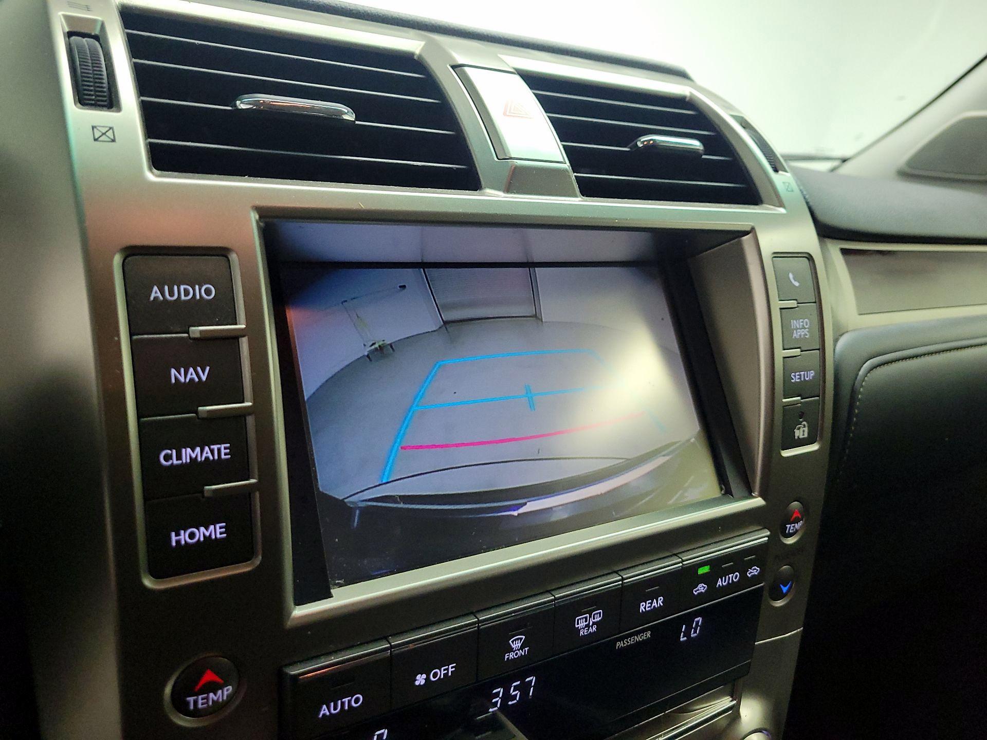 Thumbnail: 2018 Lexus GX - 15