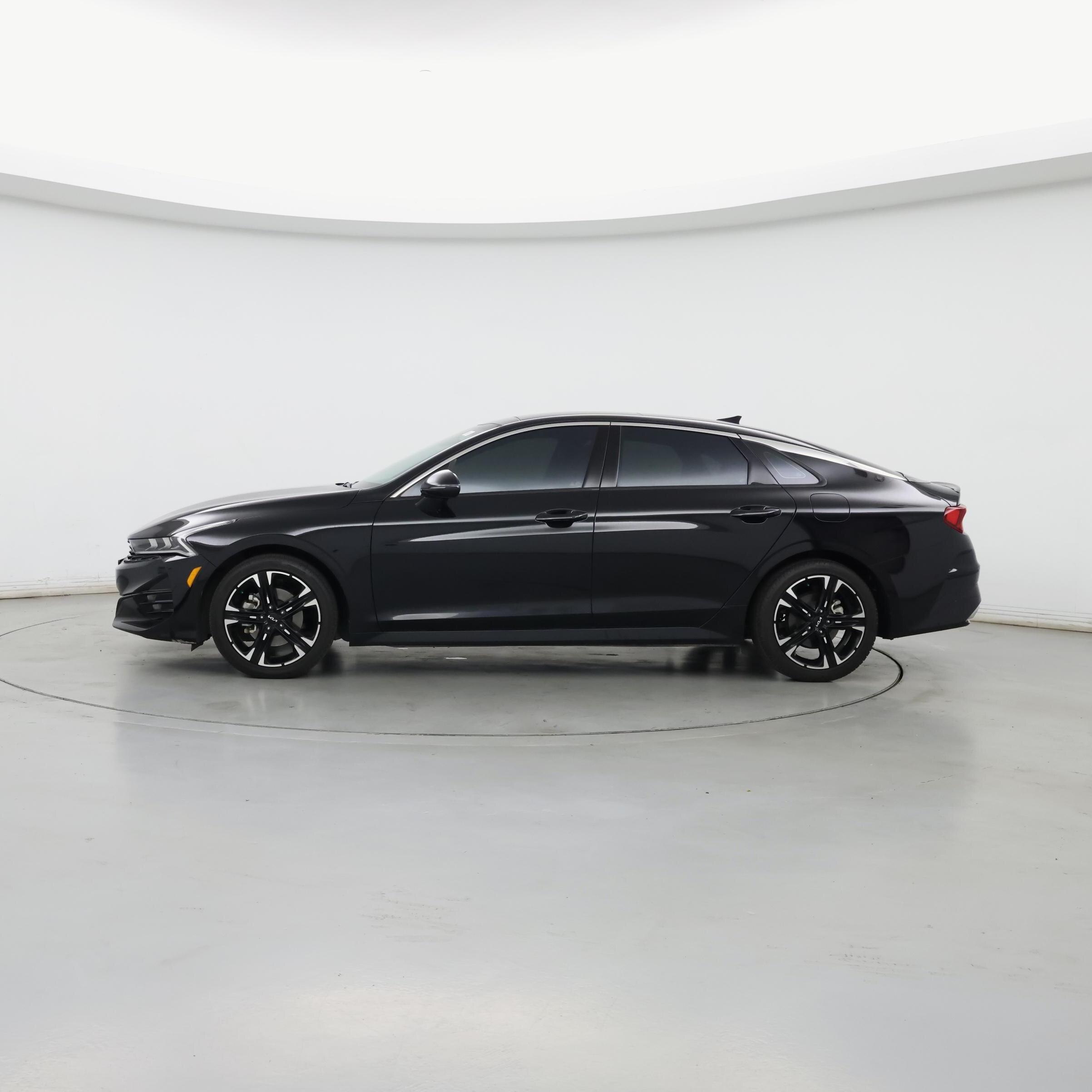 Thumbnail: 2024 Kia K5 - 3
