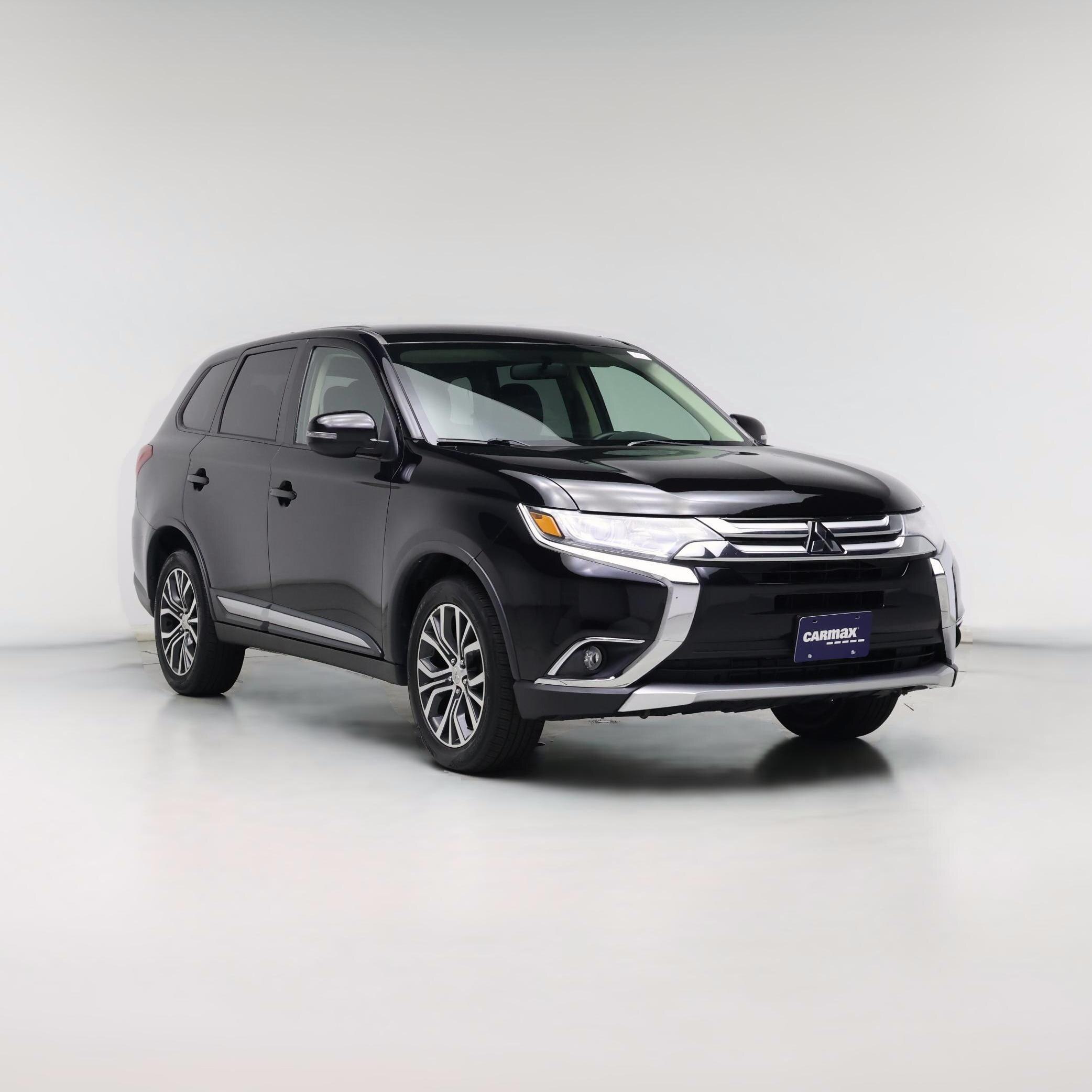 Thumbnail: 2018 Mitsubishi Outlander - 1