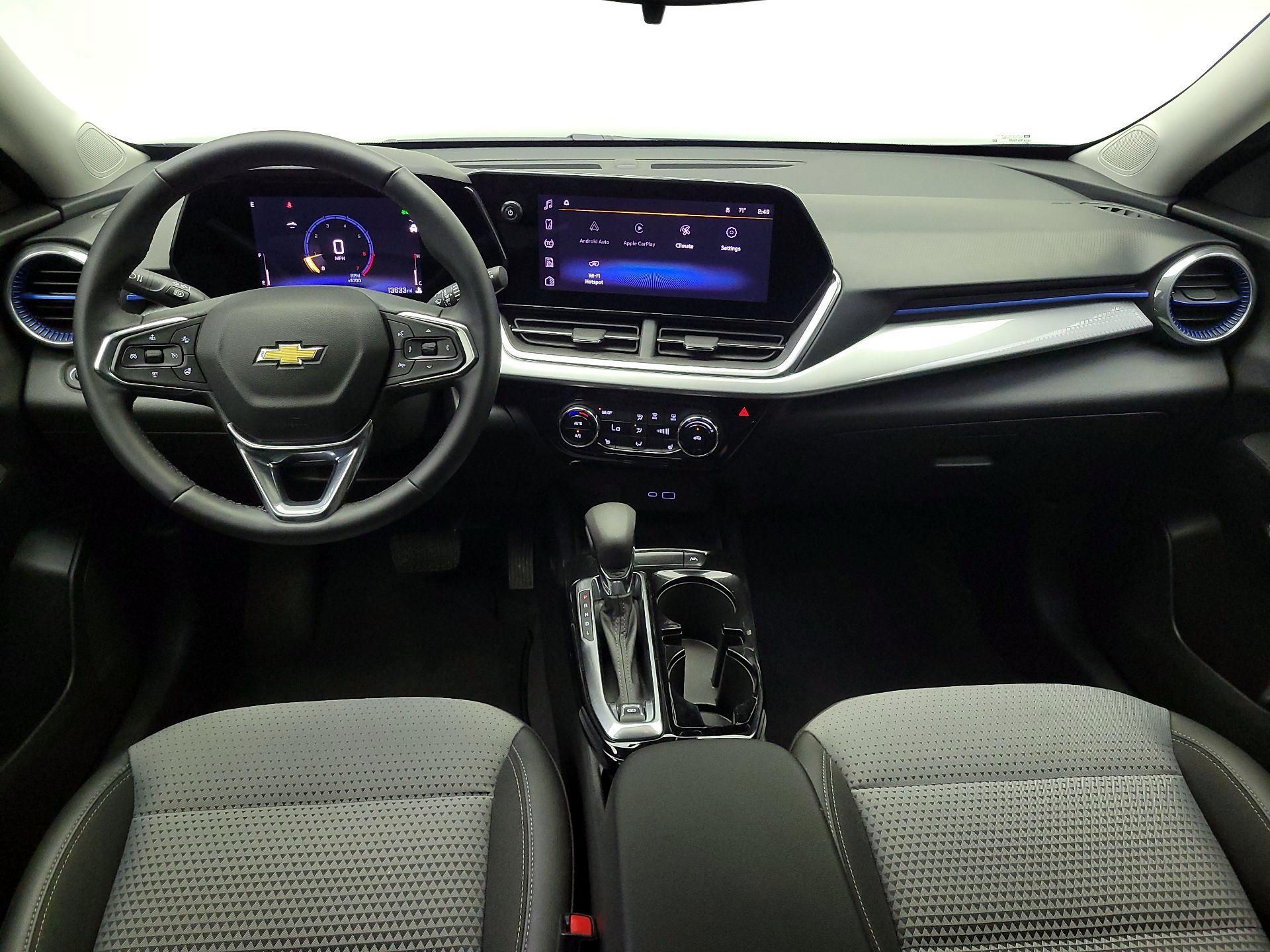 Thumbnail: 2024 Chevrolet Trax - 9