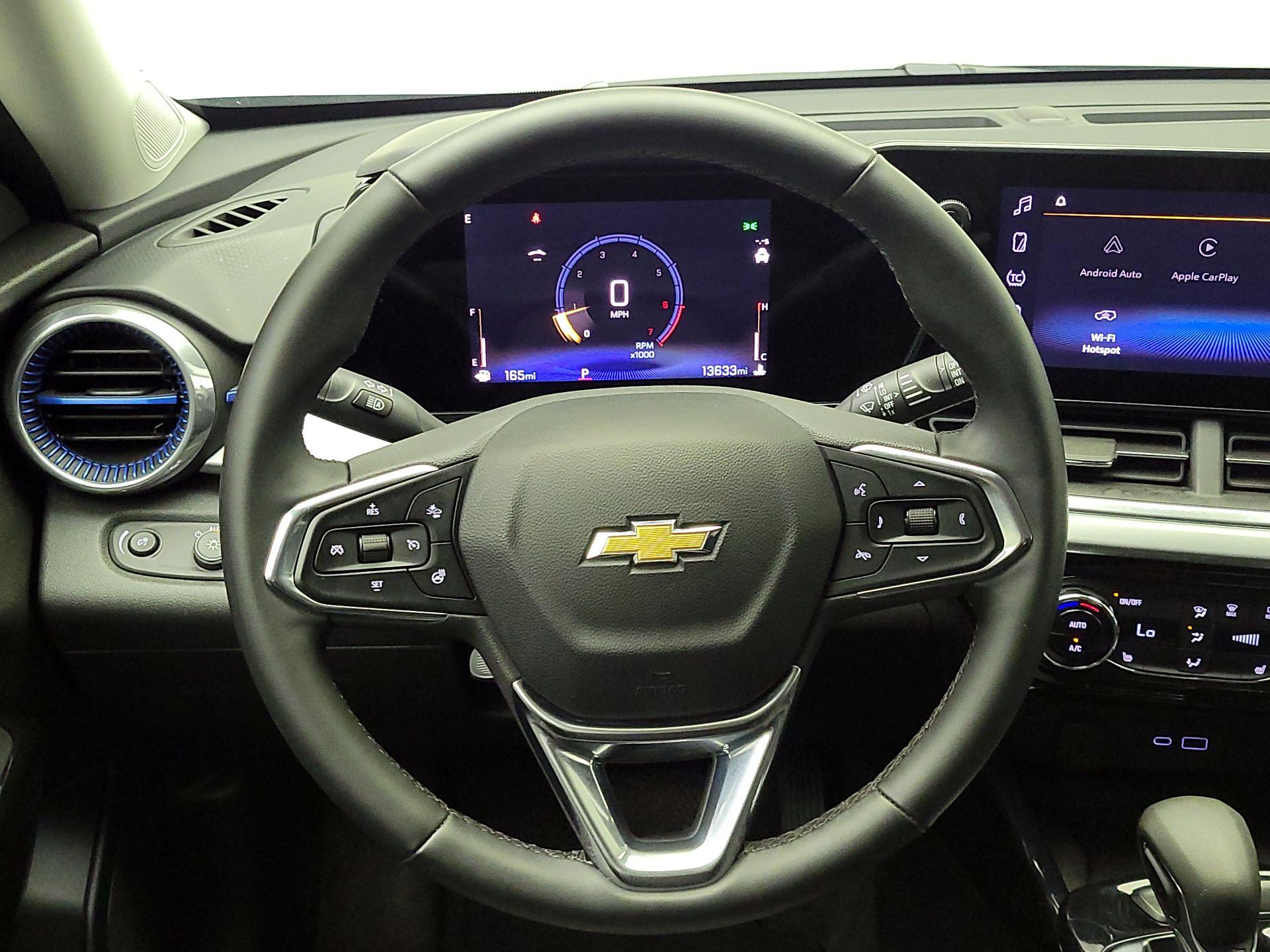 Thumbnail: 2024 Chevrolet Trax - 10