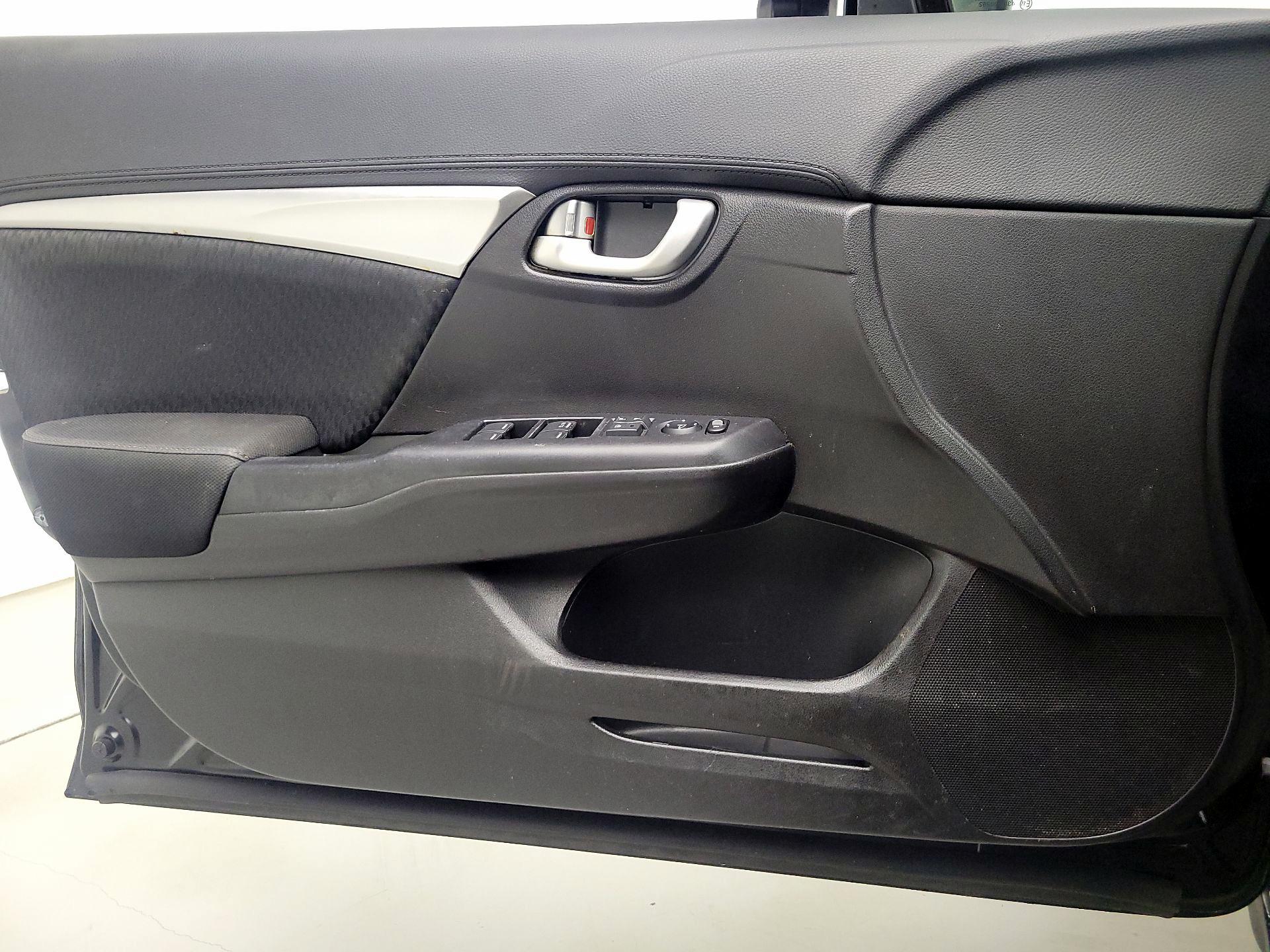 Thumbnail: 2015 Honda Civic - 12
