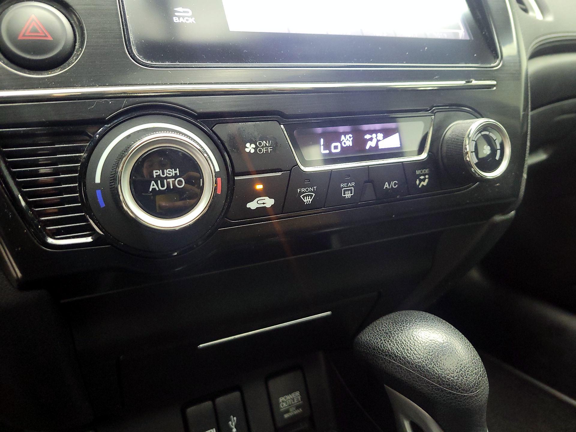 Thumbnail: 2015 Honda Civic - 16