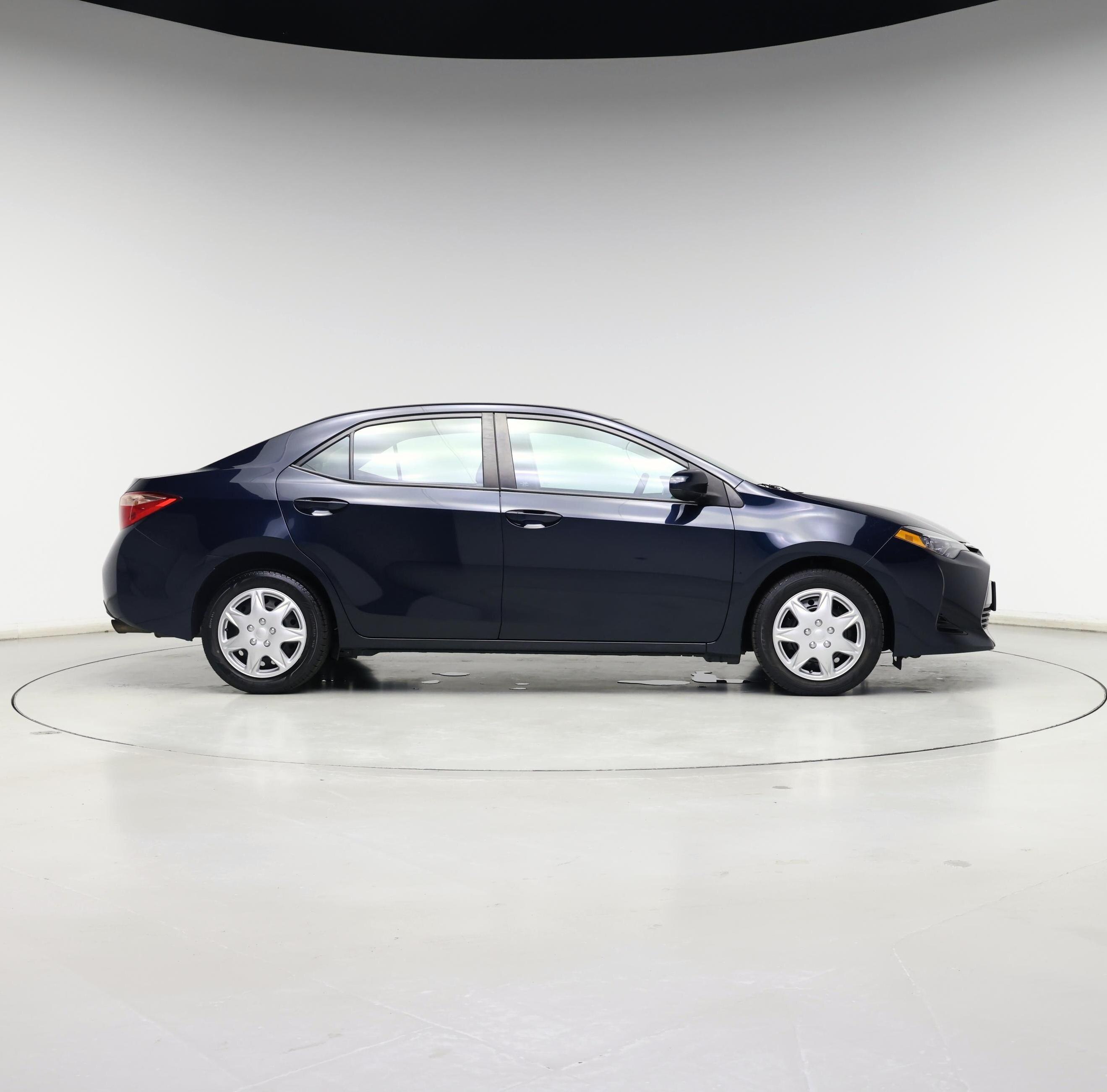 Thumbnail: 2018 Toyota Corolla - 7