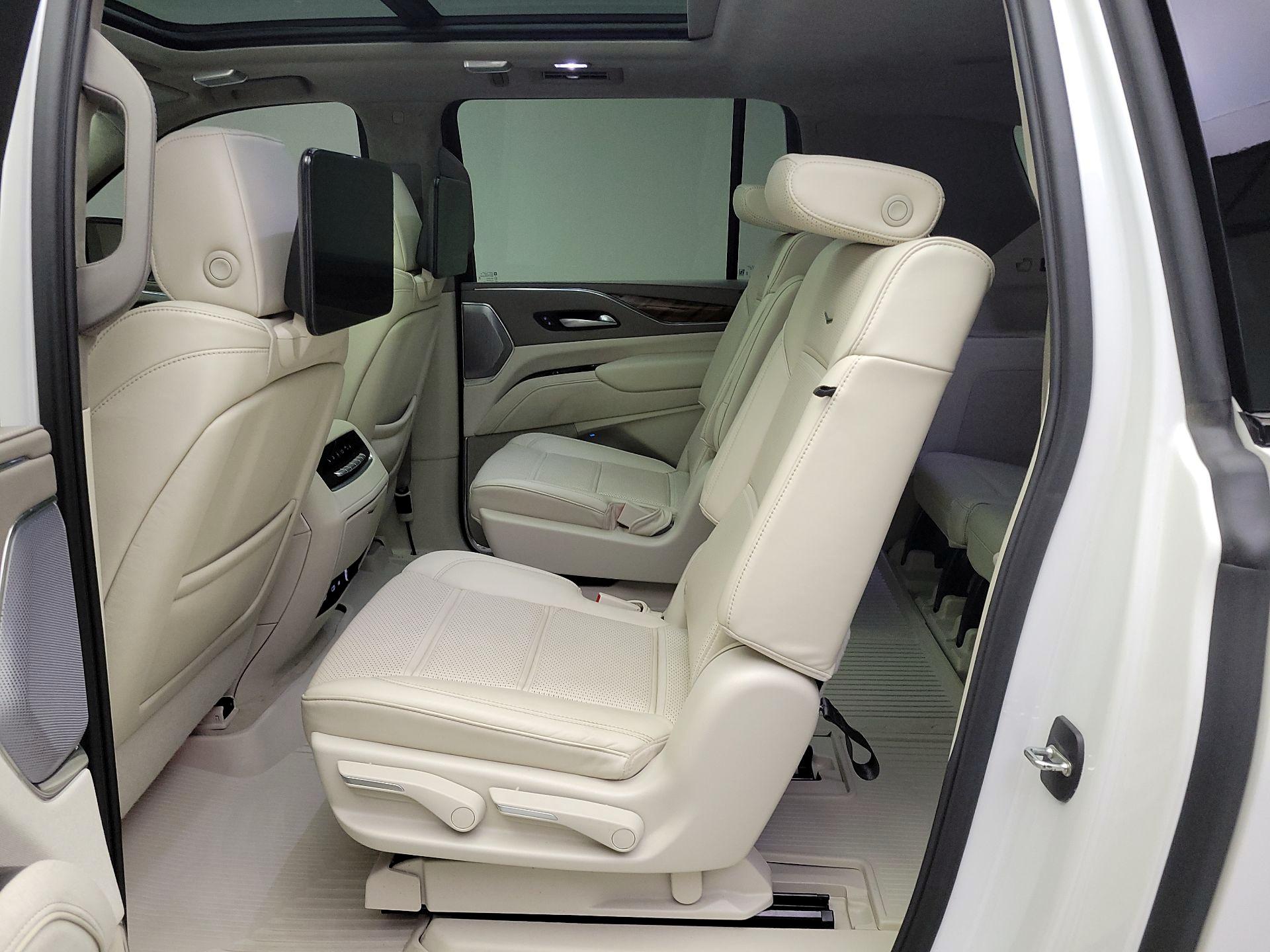Thumbnail: 2024 Cadillac Escalade - 20