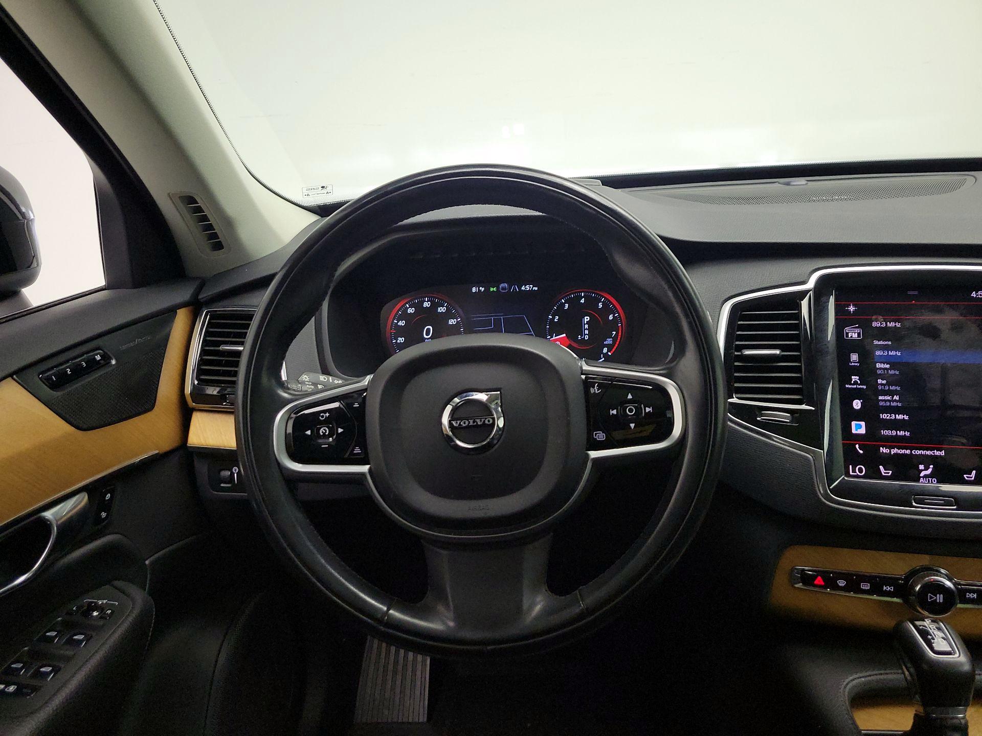 Thumbnail: 2021 Volvo XC90 - 10