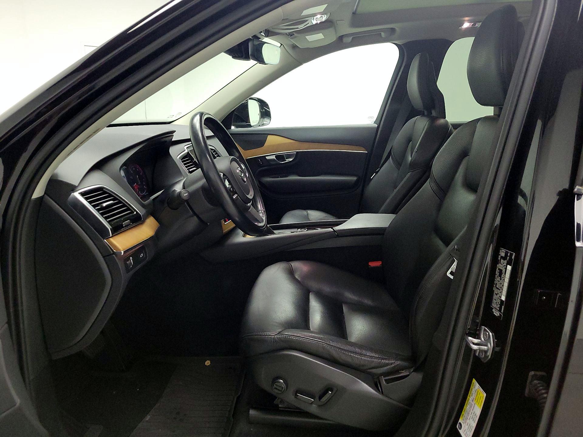 Thumbnail: 2021 Volvo XC90 - 11