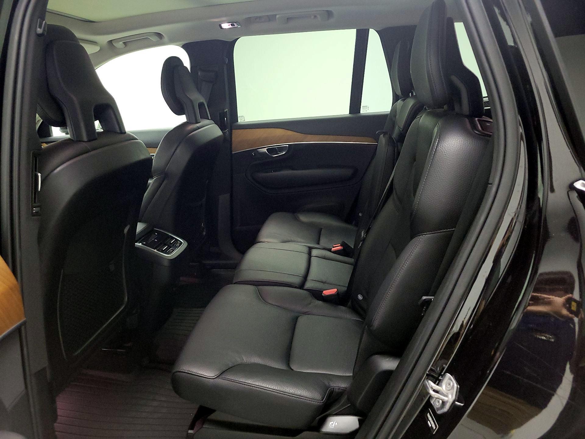 Thumbnail: 2021 Volvo XC90 - 19