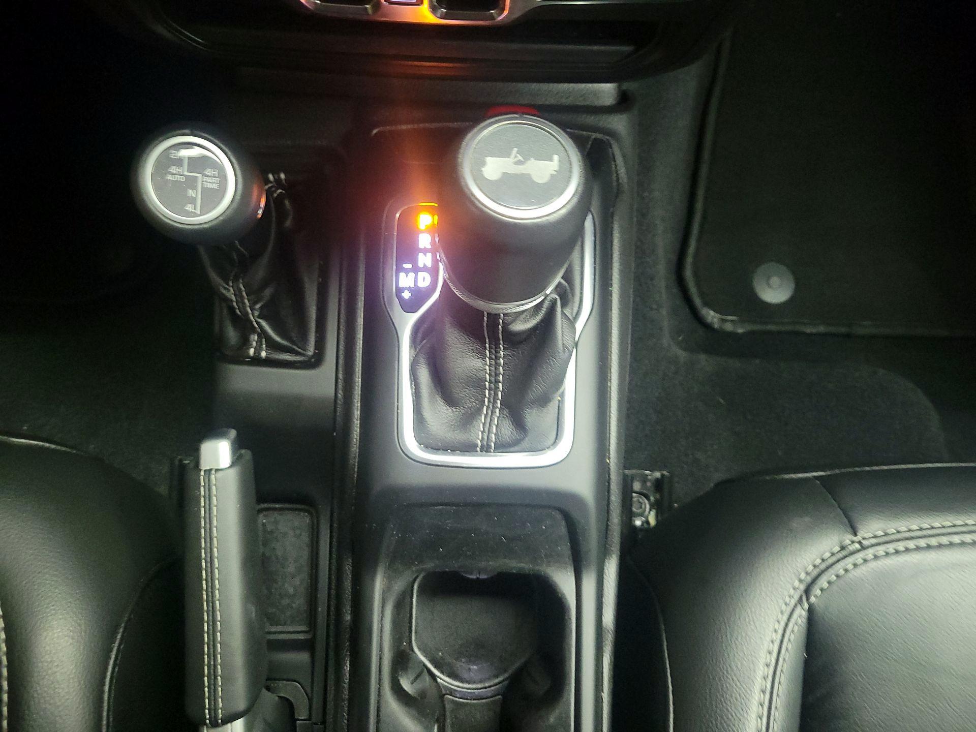 Thumbnail: 2022 Jeep Wrangler - 18