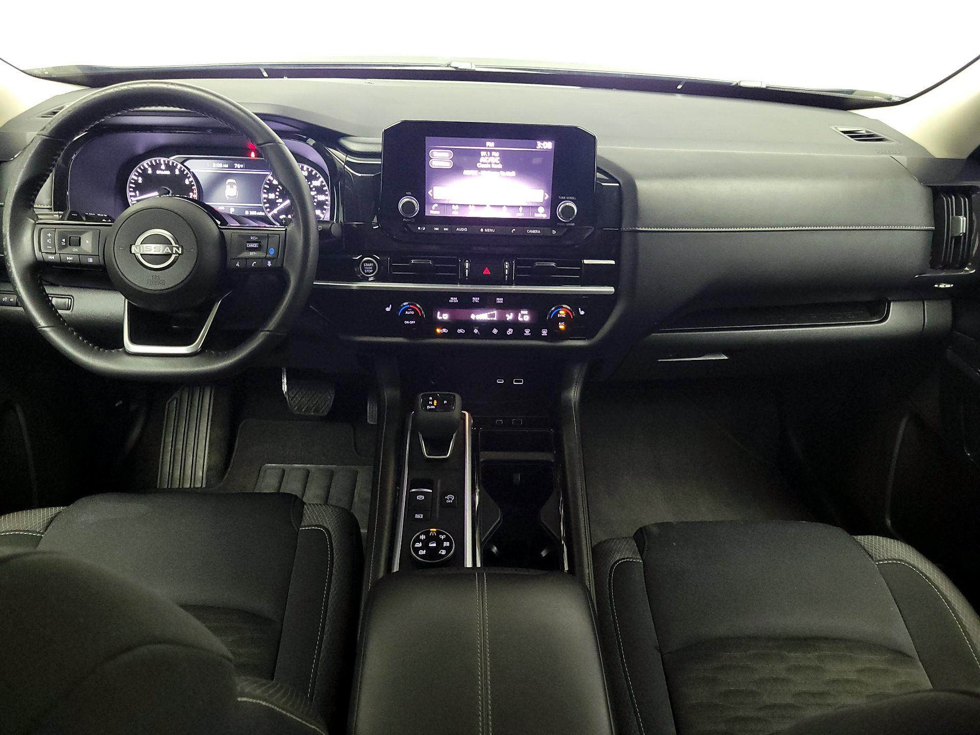 Thumbnail: 2022 Nissan Pathfinder - 9