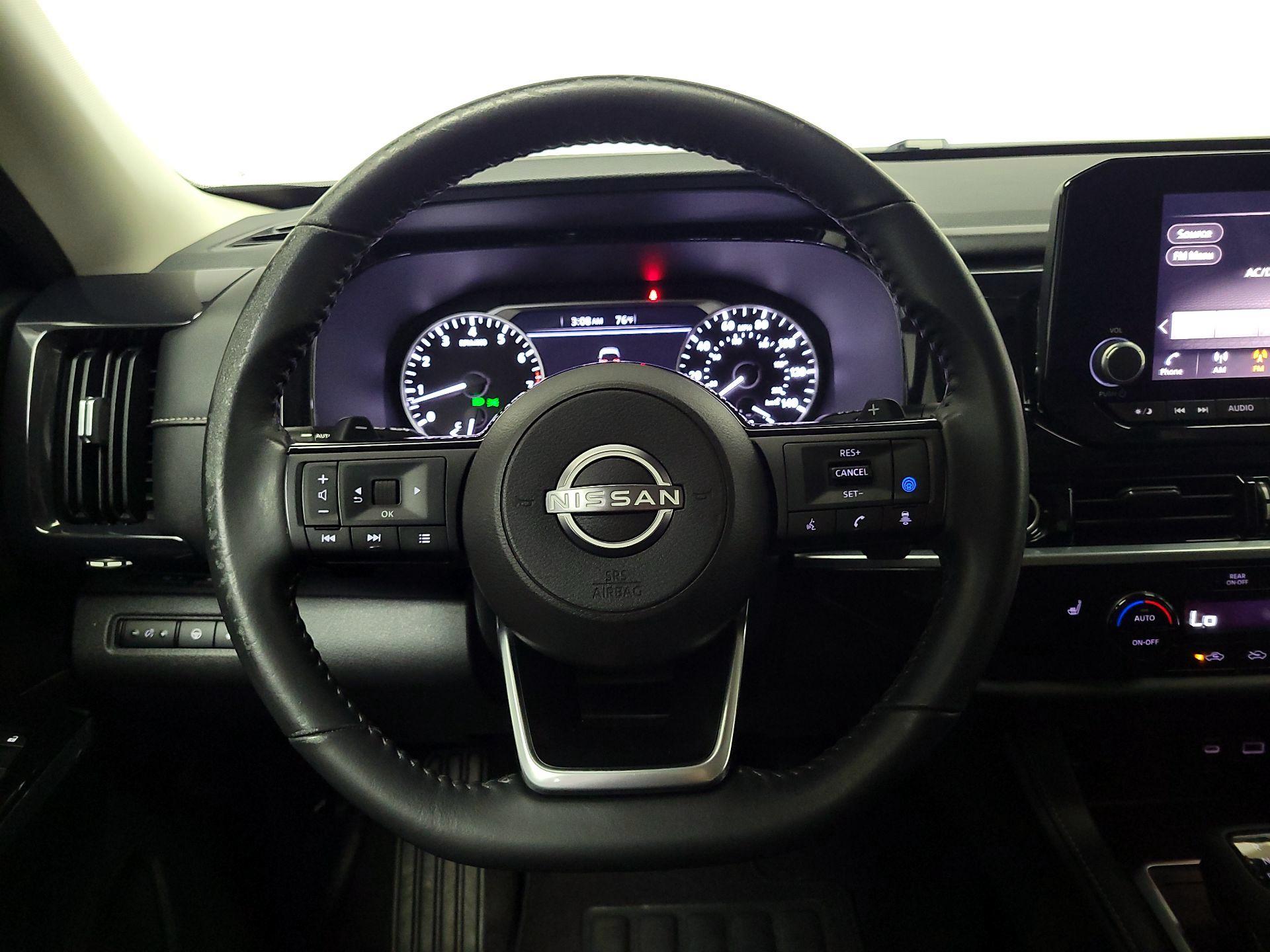 Thumbnail: 2022 Nissan Pathfinder - 10