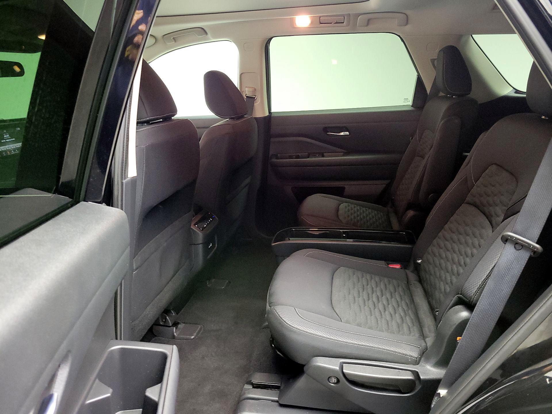 Thumbnail: 2022 Nissan Pathfinder - 20