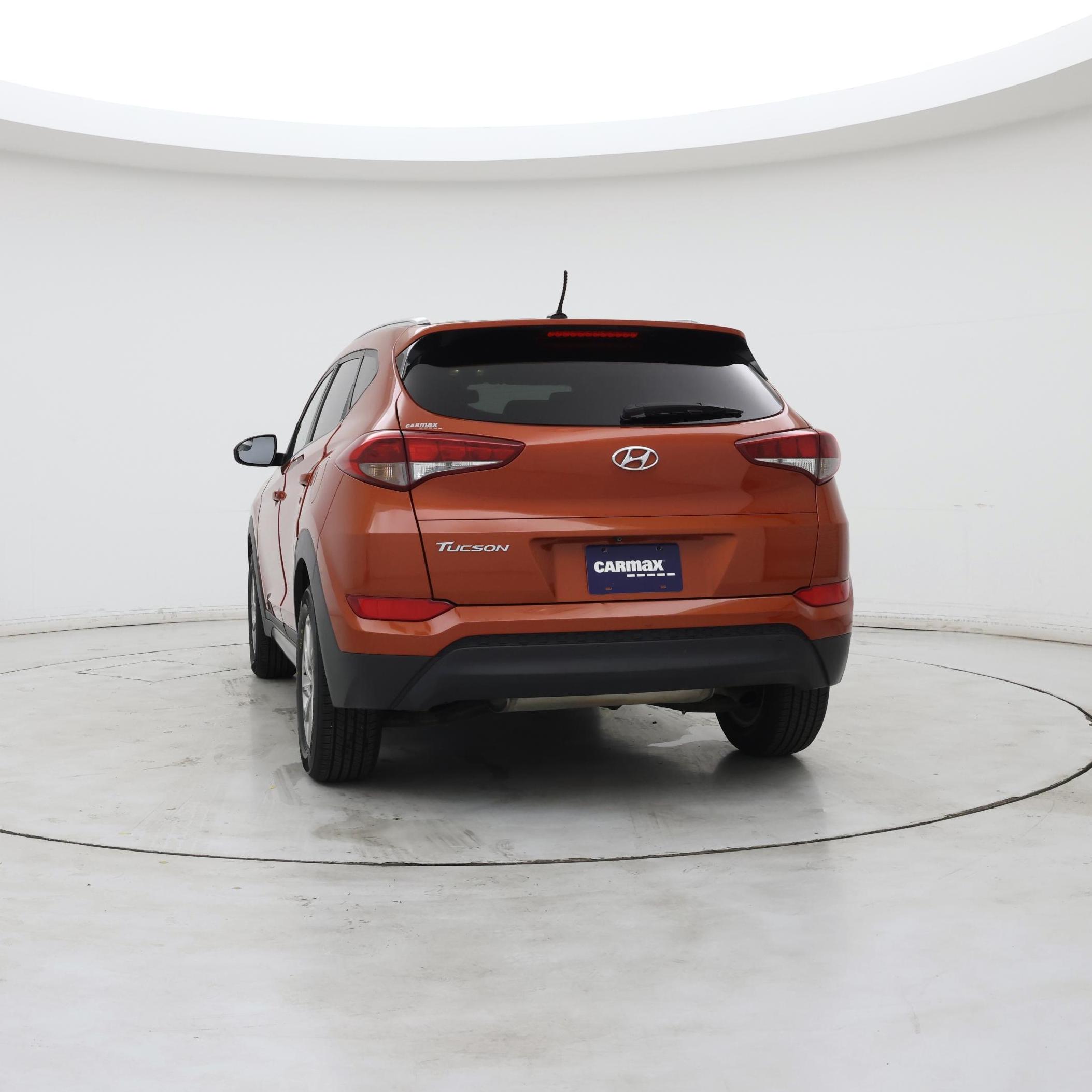 Thumbnail: 2016 Hyundai Tucson - 6
