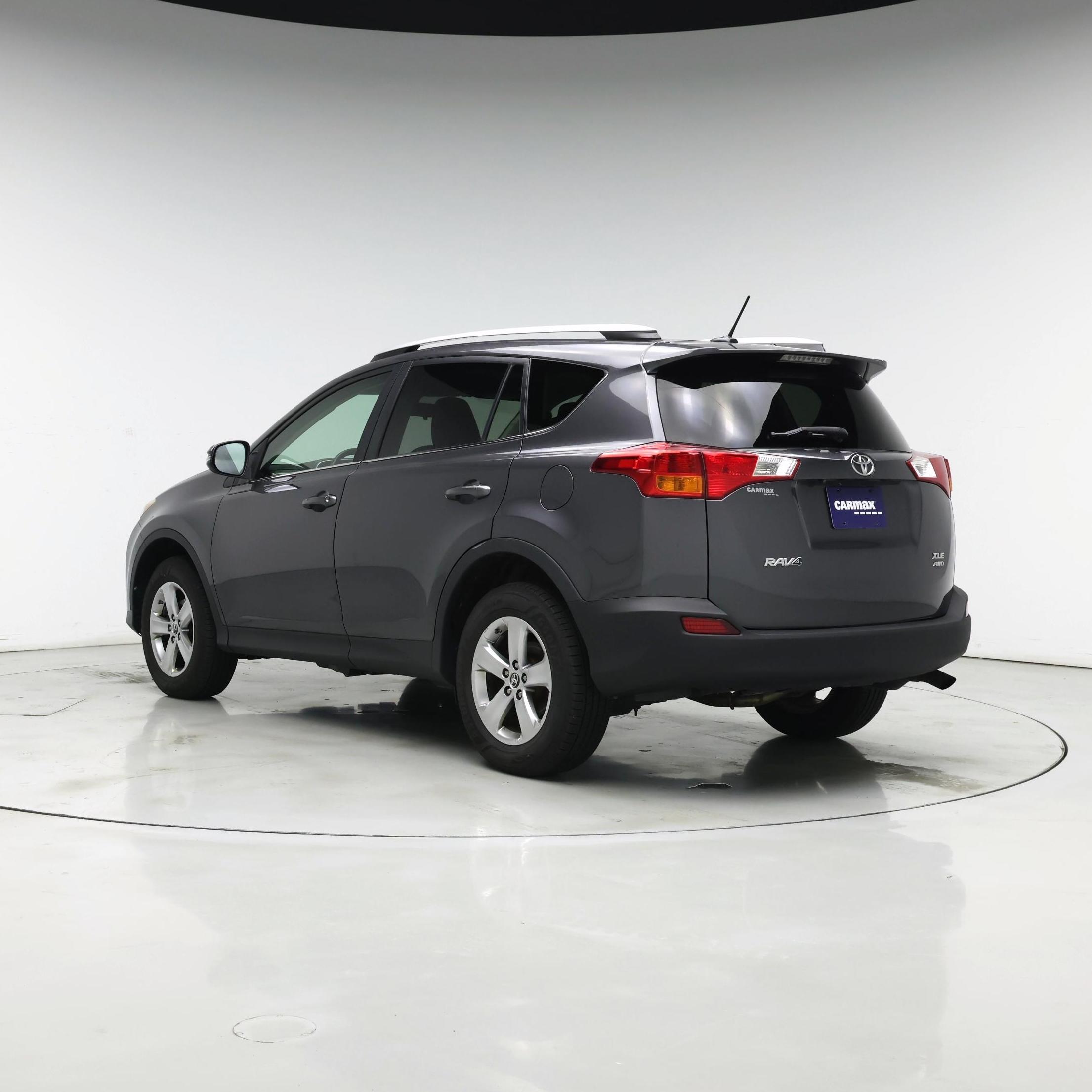 Thumbnail: 2015 Toyota RAV4 - 2