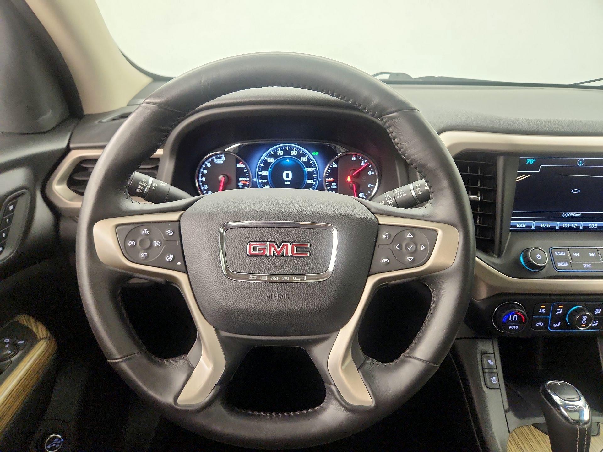 Thumbnail: 2017 GMC Acadia - 10