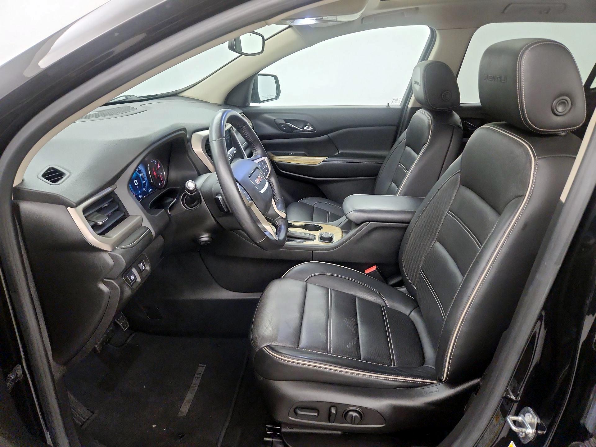 Thumbnail: 2017 GMC Acadia - 11
