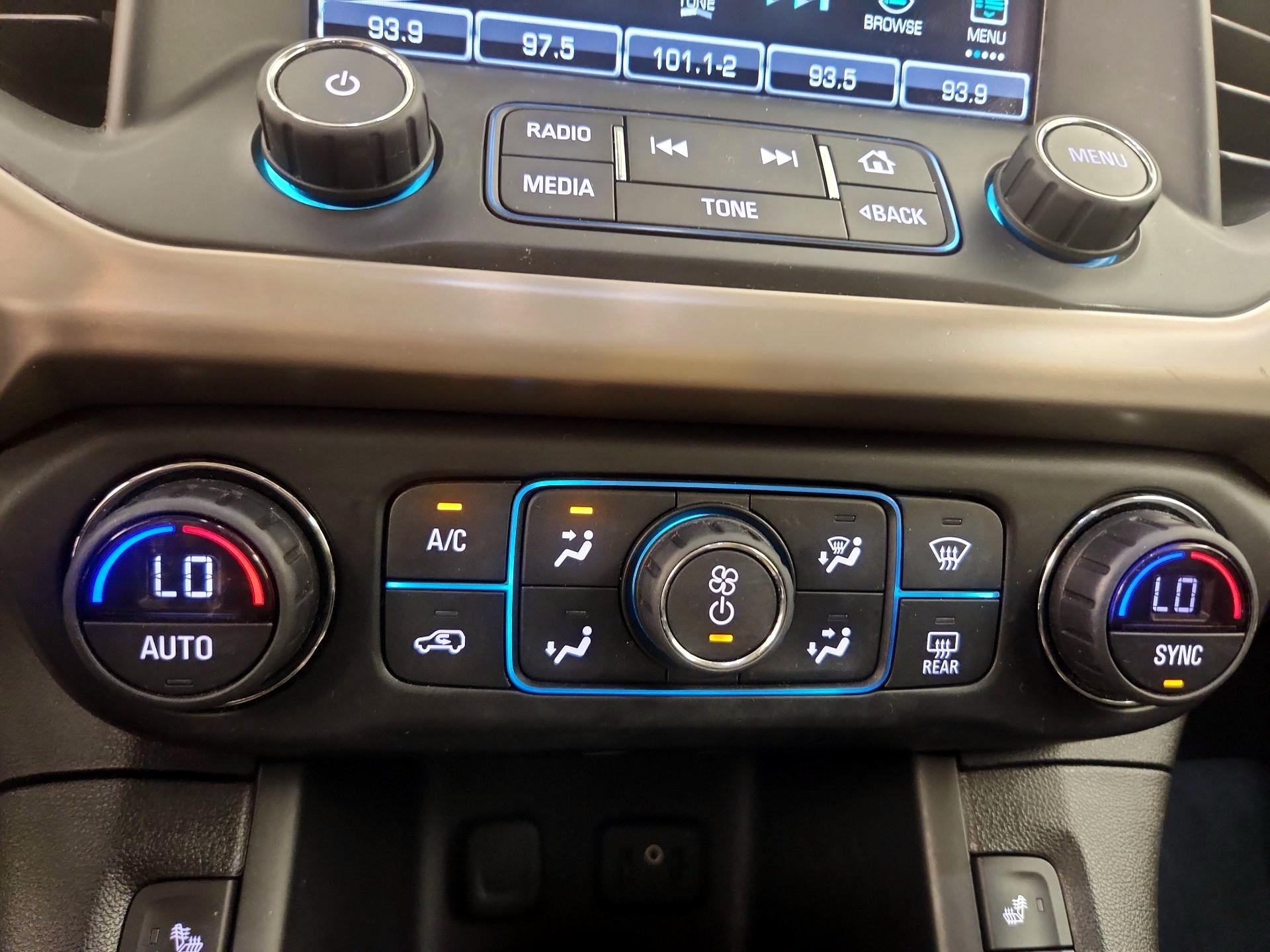 Thumbnail: 2017 GMC Acadia - 17