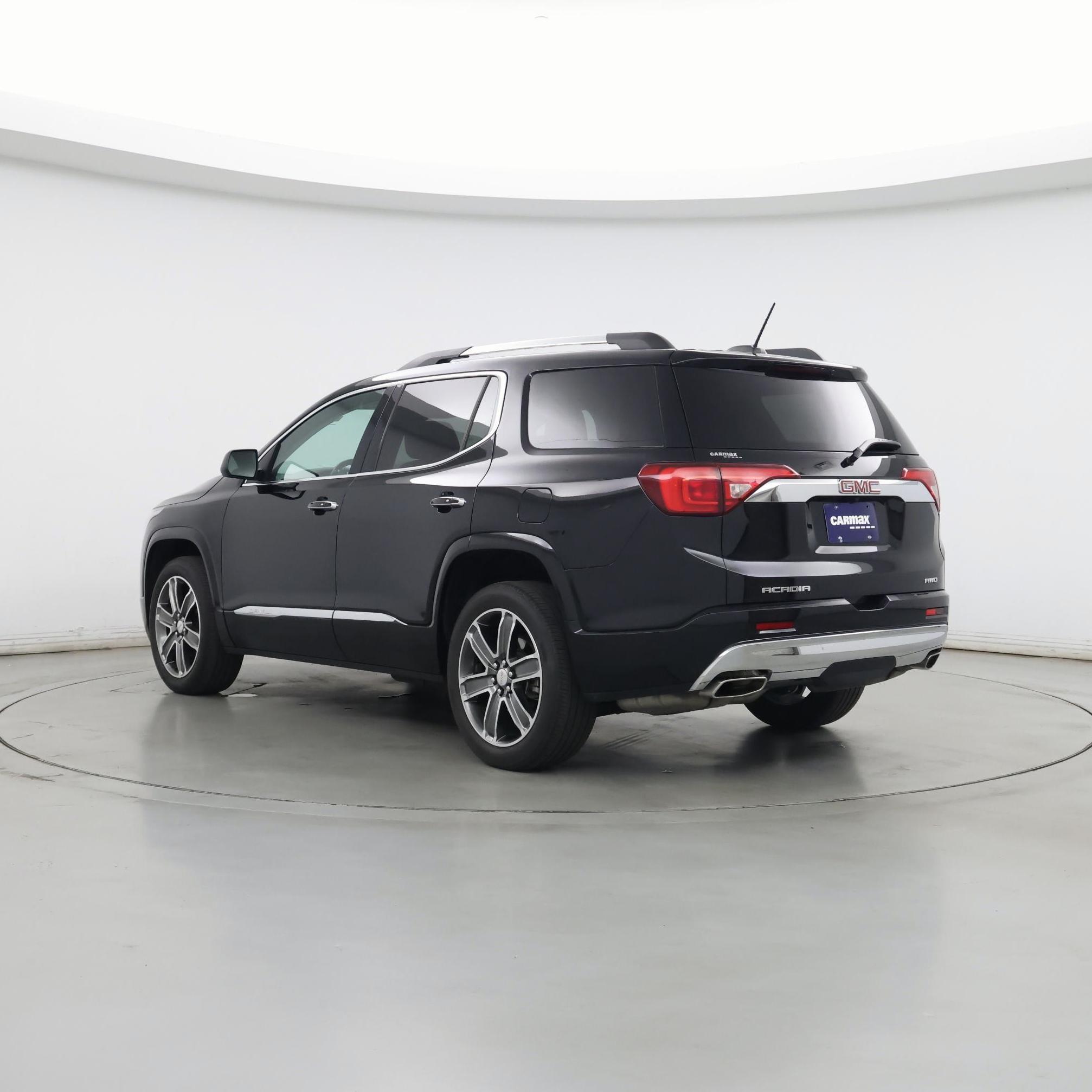 Thumbnail: 2017 GMC Acadia - 2