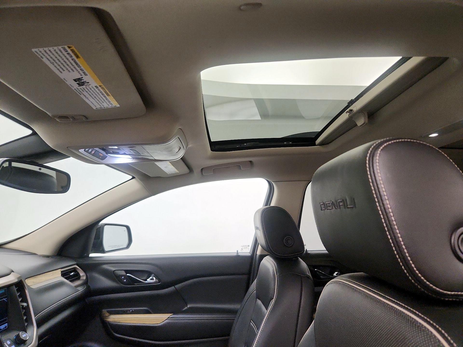 Thumbnail: 2017 GMC Acadia - 20