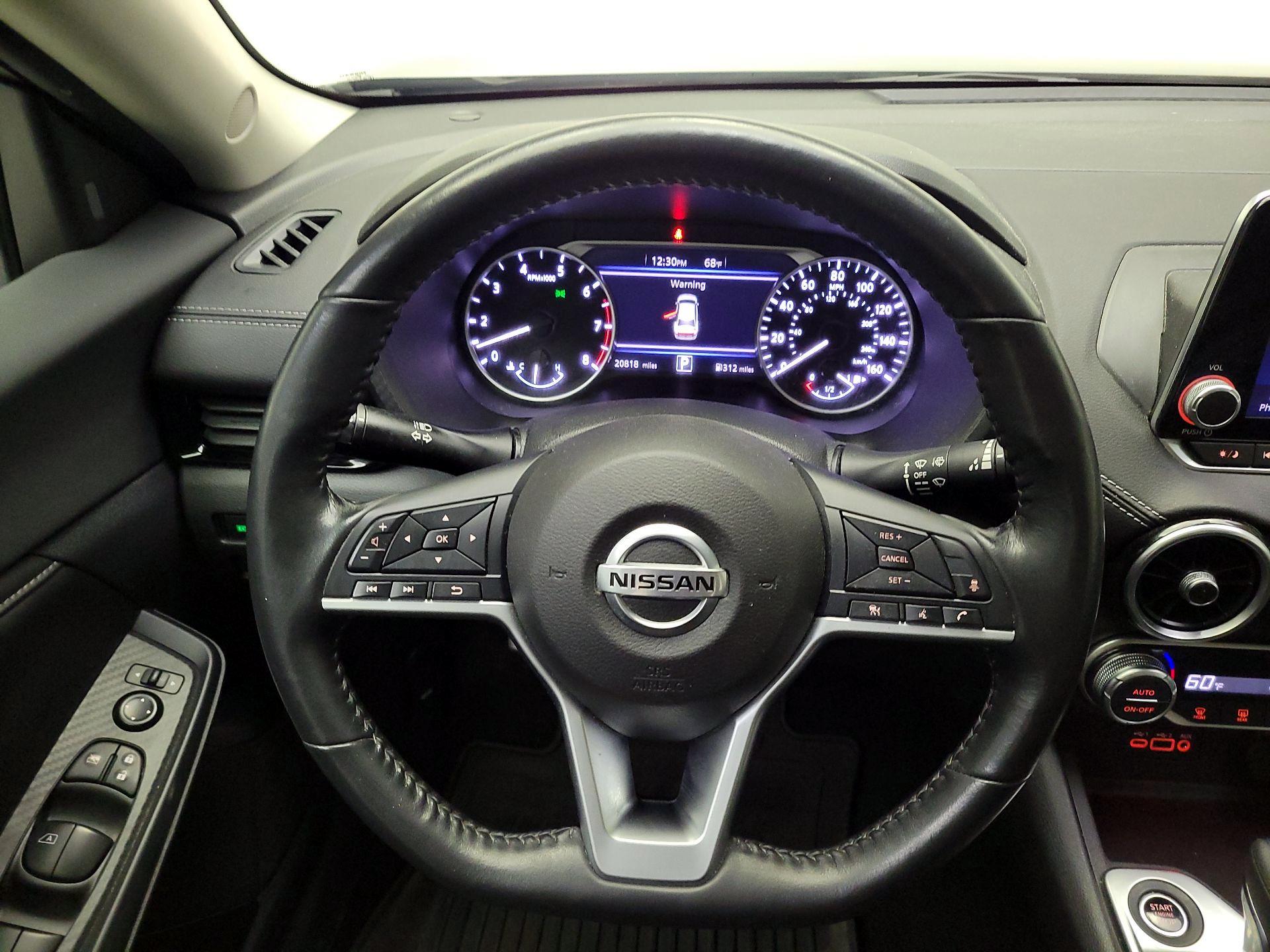Thumbnail: 2022 Nissan Sentra - 10
