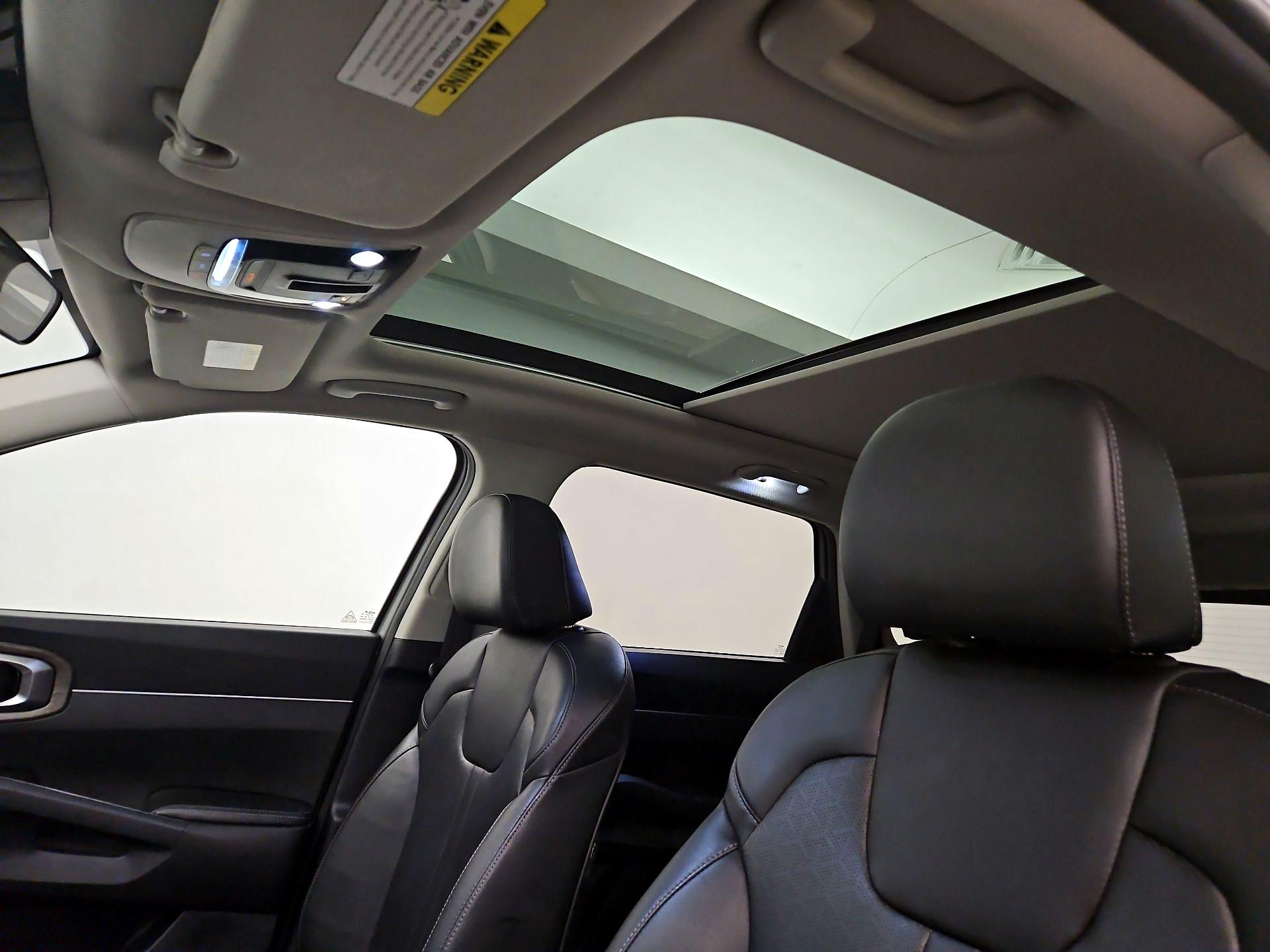 Thumbnail: 2022 Kia Sorento - 20