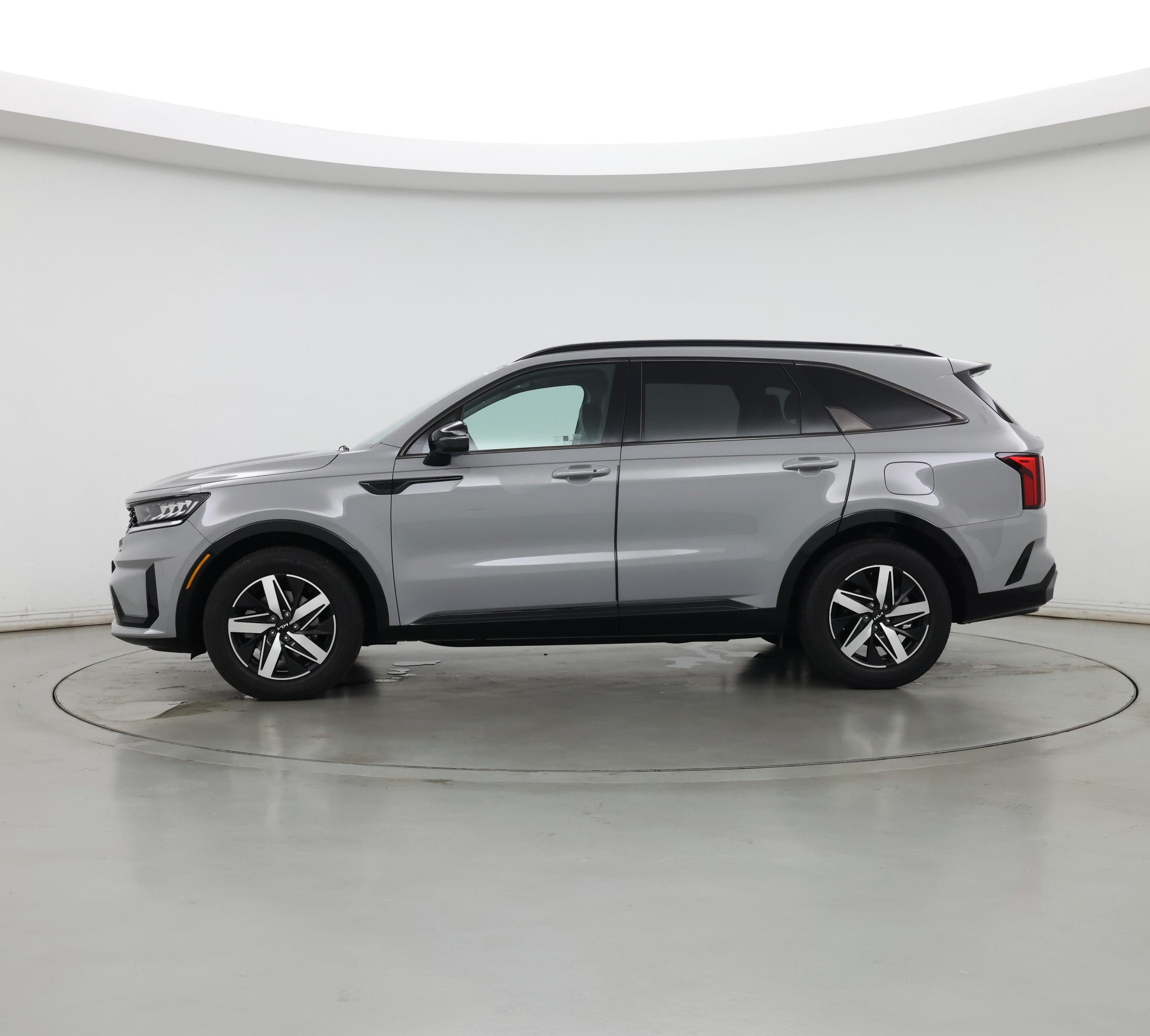 Thumbnail: 2022 Kia Sorento - 3