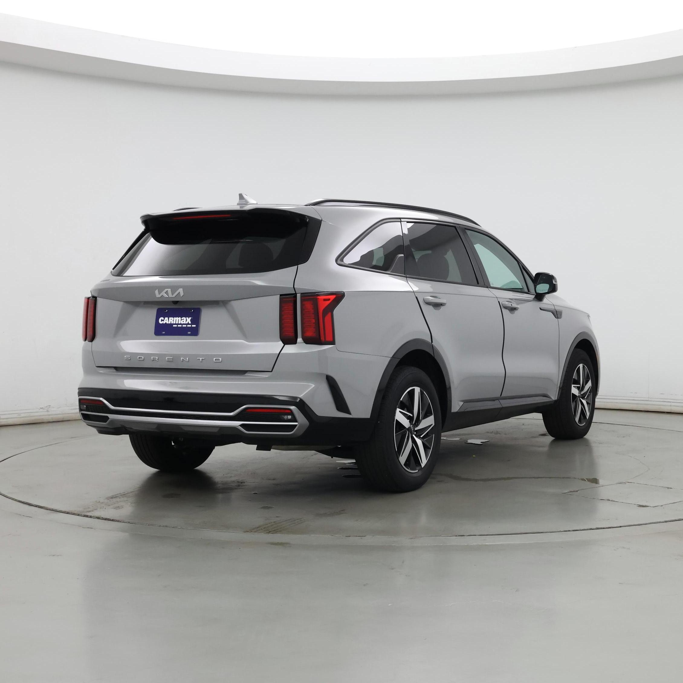 Thumbnail: 2022 Kia Sorento - 8