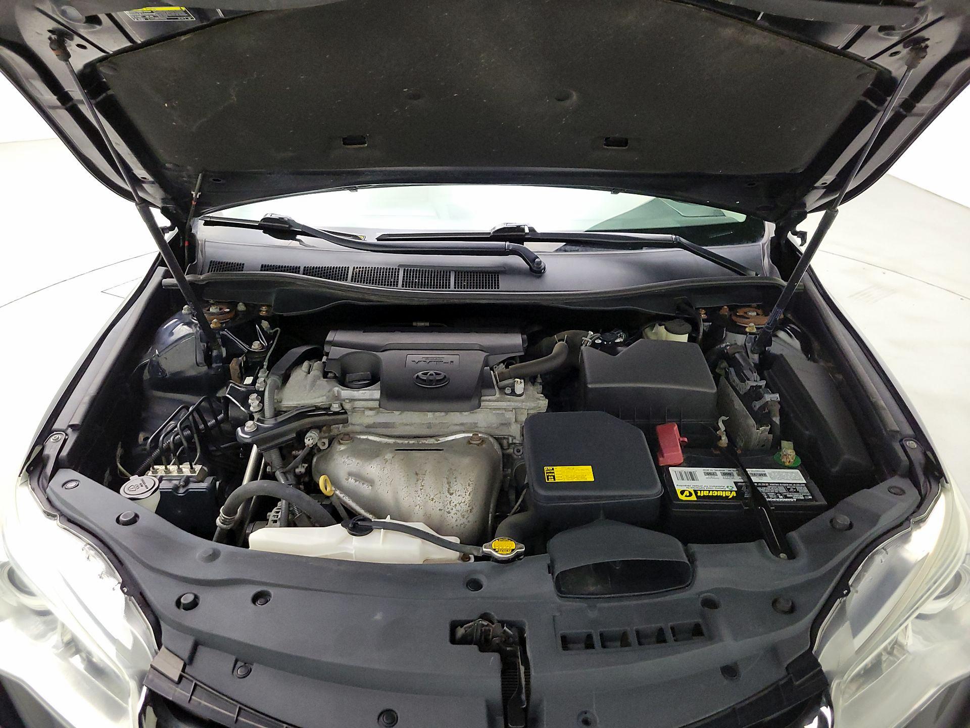 Thumbnail: 2015 Toyota Camry - 20