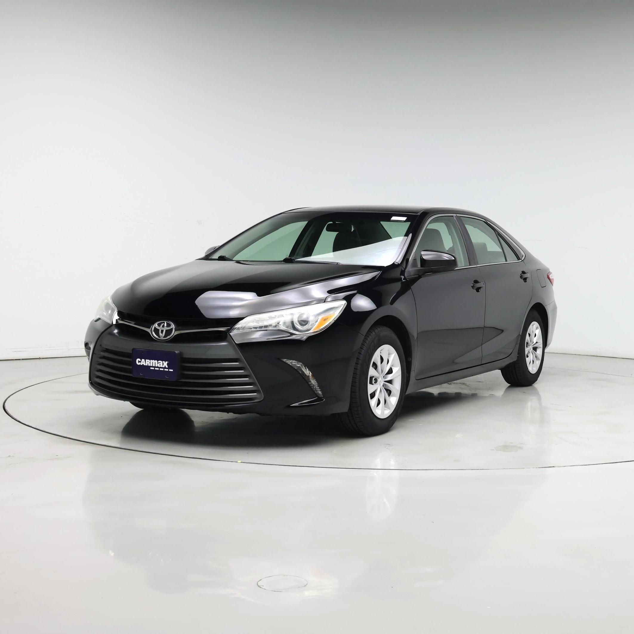 Thumbnail: 2015 Toyota Camry - 4