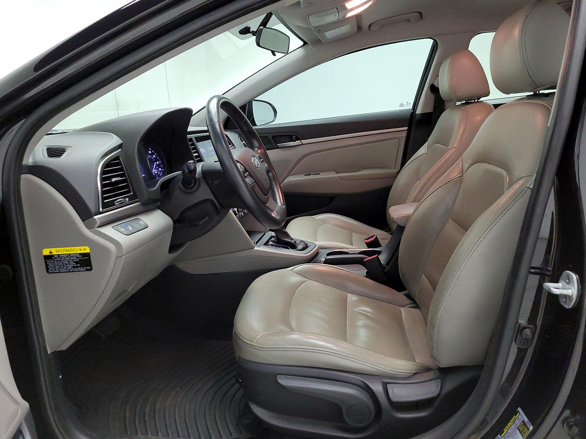 Thumbnail: 2017 Hyundai Elantra - 11