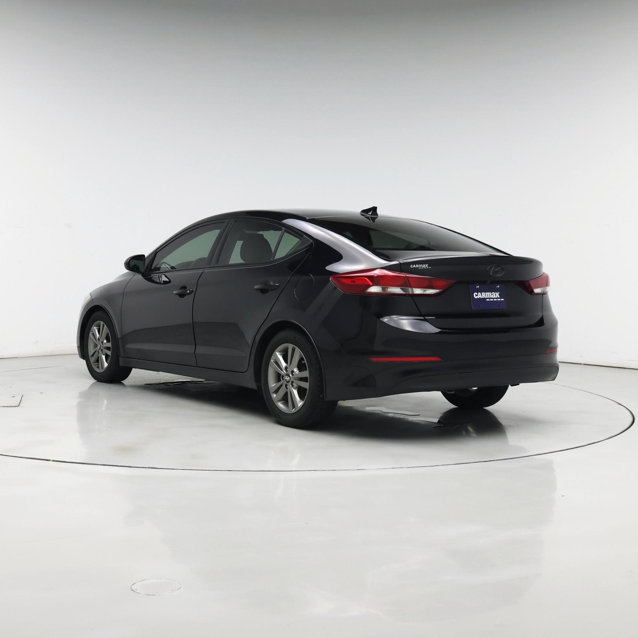 Thumbnail: 2017 Hyundai Elantra - 2