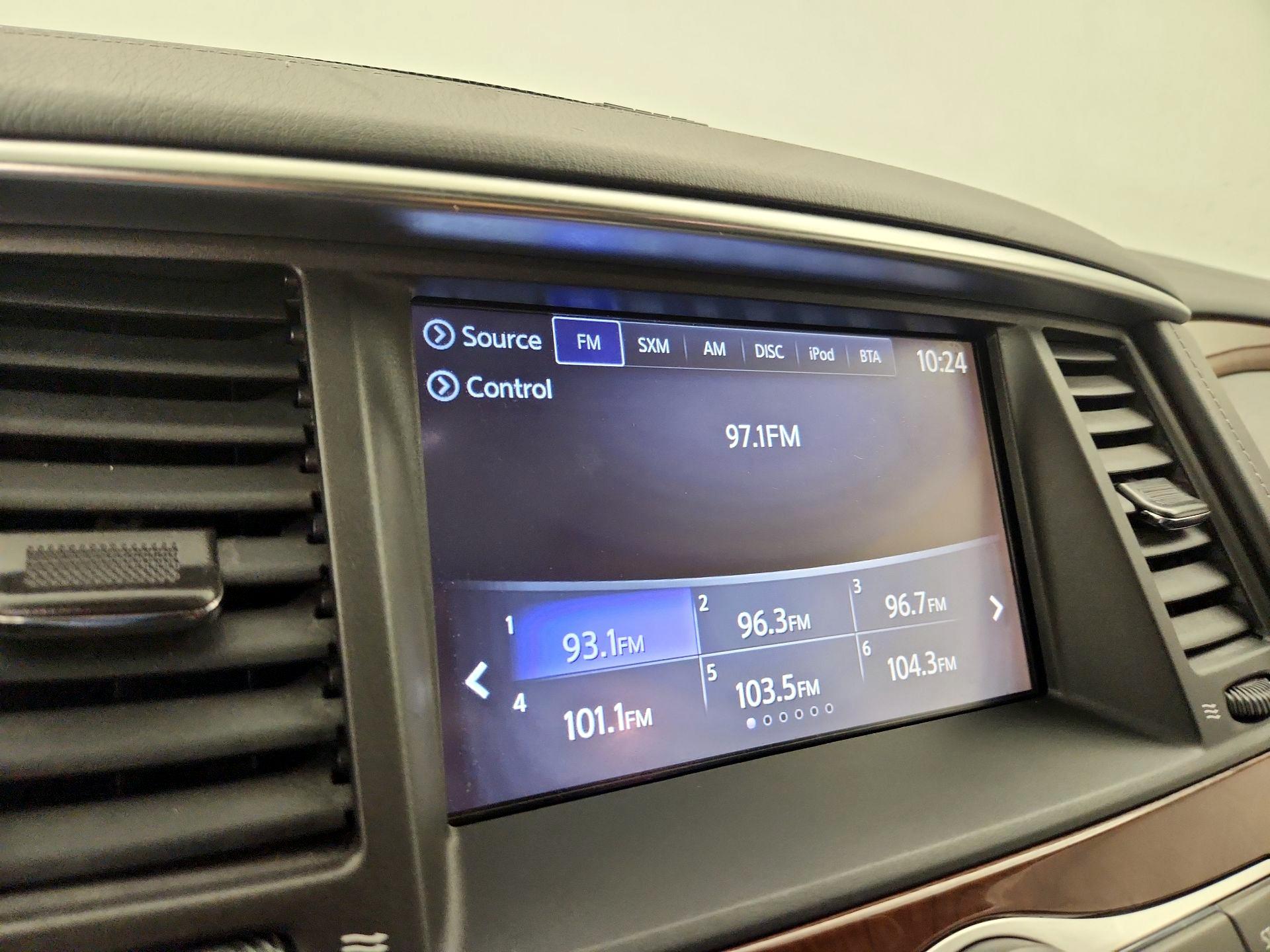 Thumbnail: 2019 INFINITI QX80 - 16