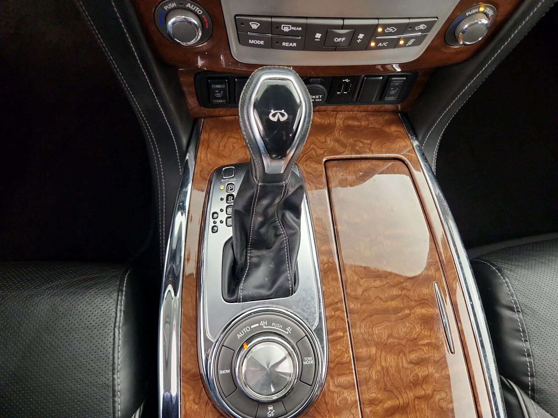 Thumbnail: 2019 INFINITI QX80 - 18