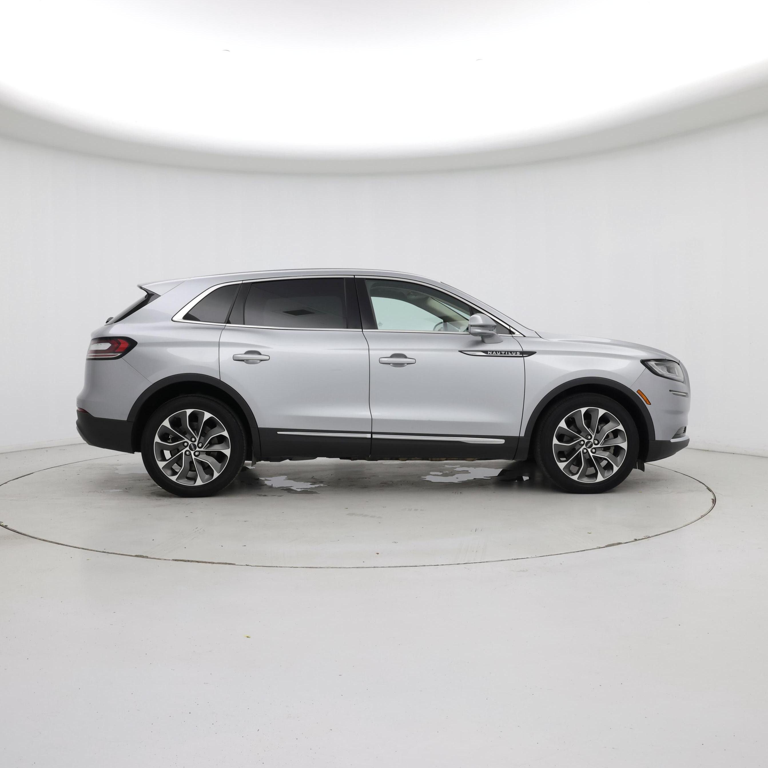 Thumbnail: 2022 Lincoln Nautilus - 7
