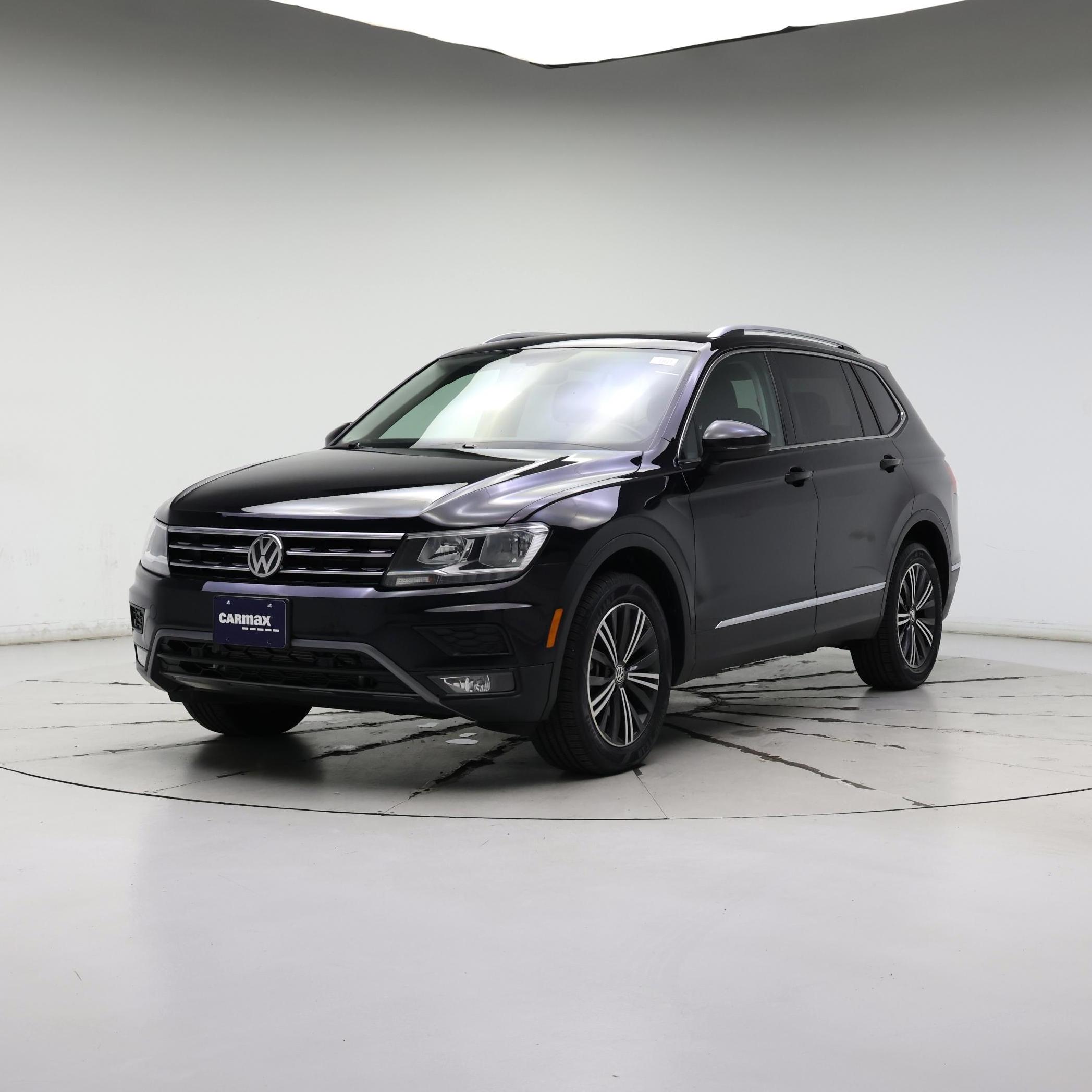 Thumbnail: 2019 Volkswagen Tiguan - 4