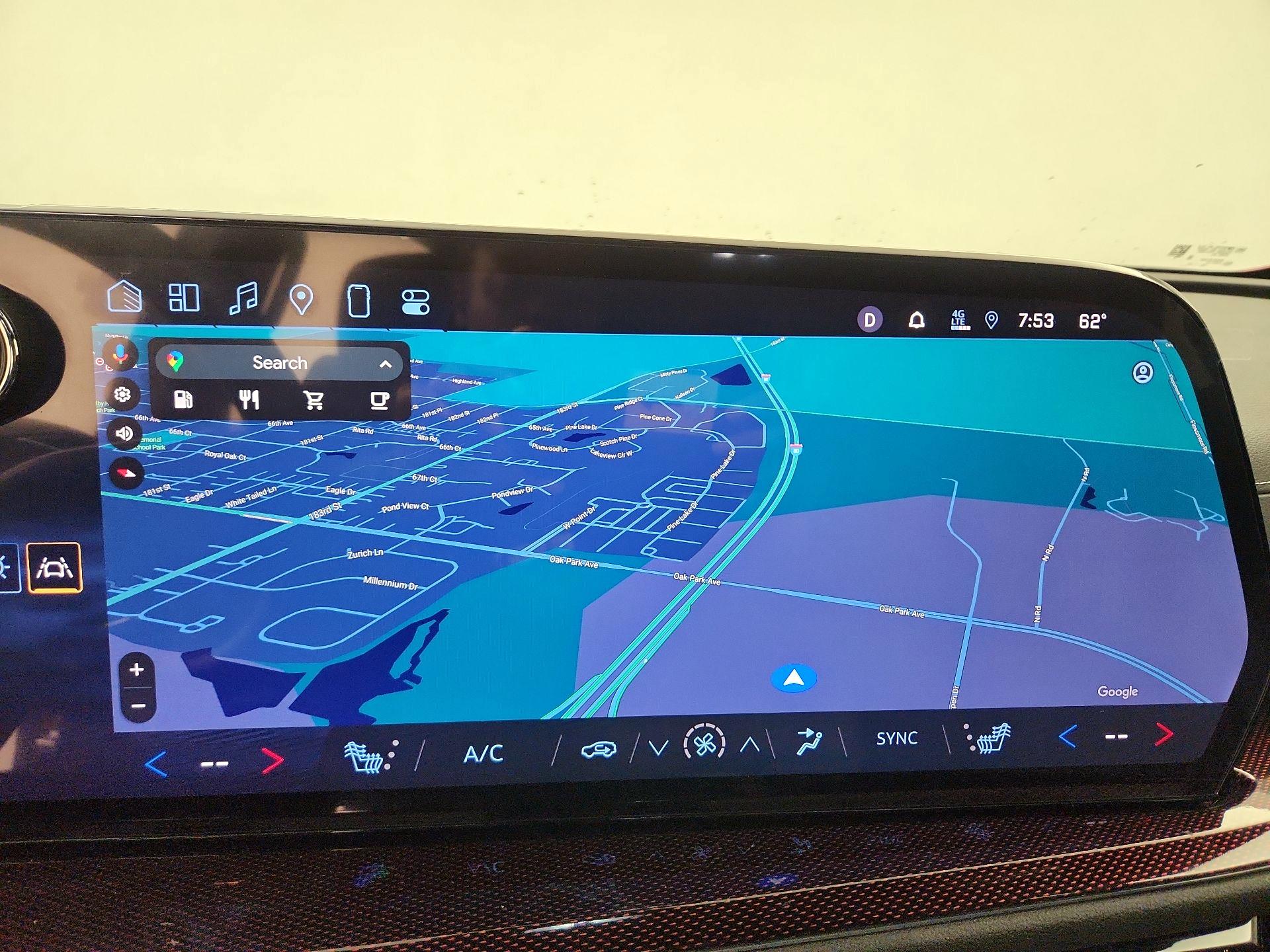 Thumbnail: 2024 Chevrolet Traverse - 14