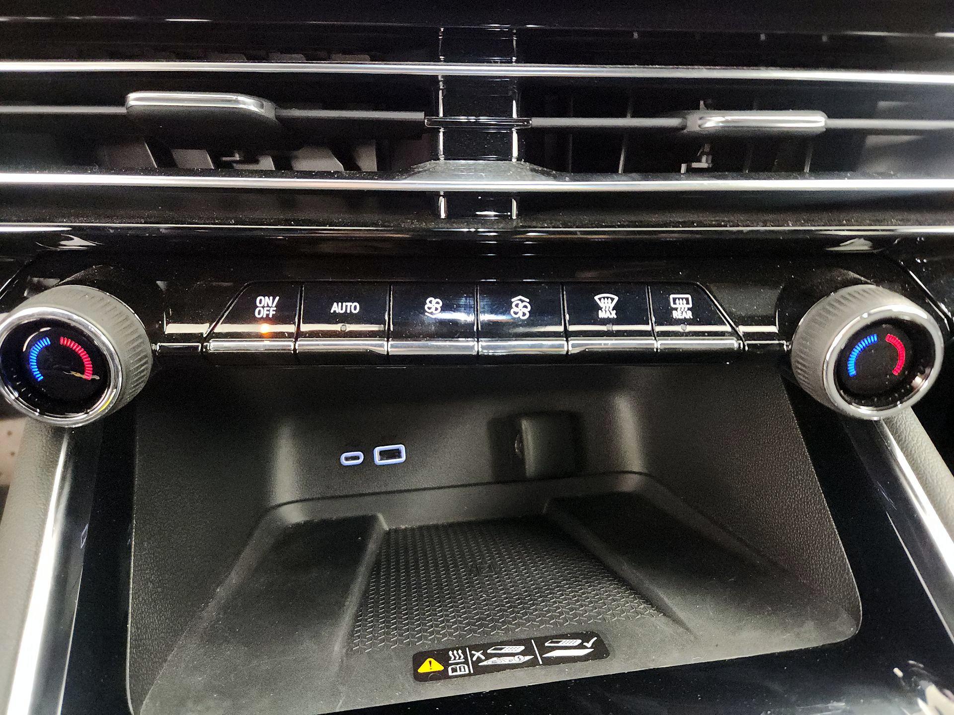 Thumbnail: 2024 Chevrolet Traverse - 17