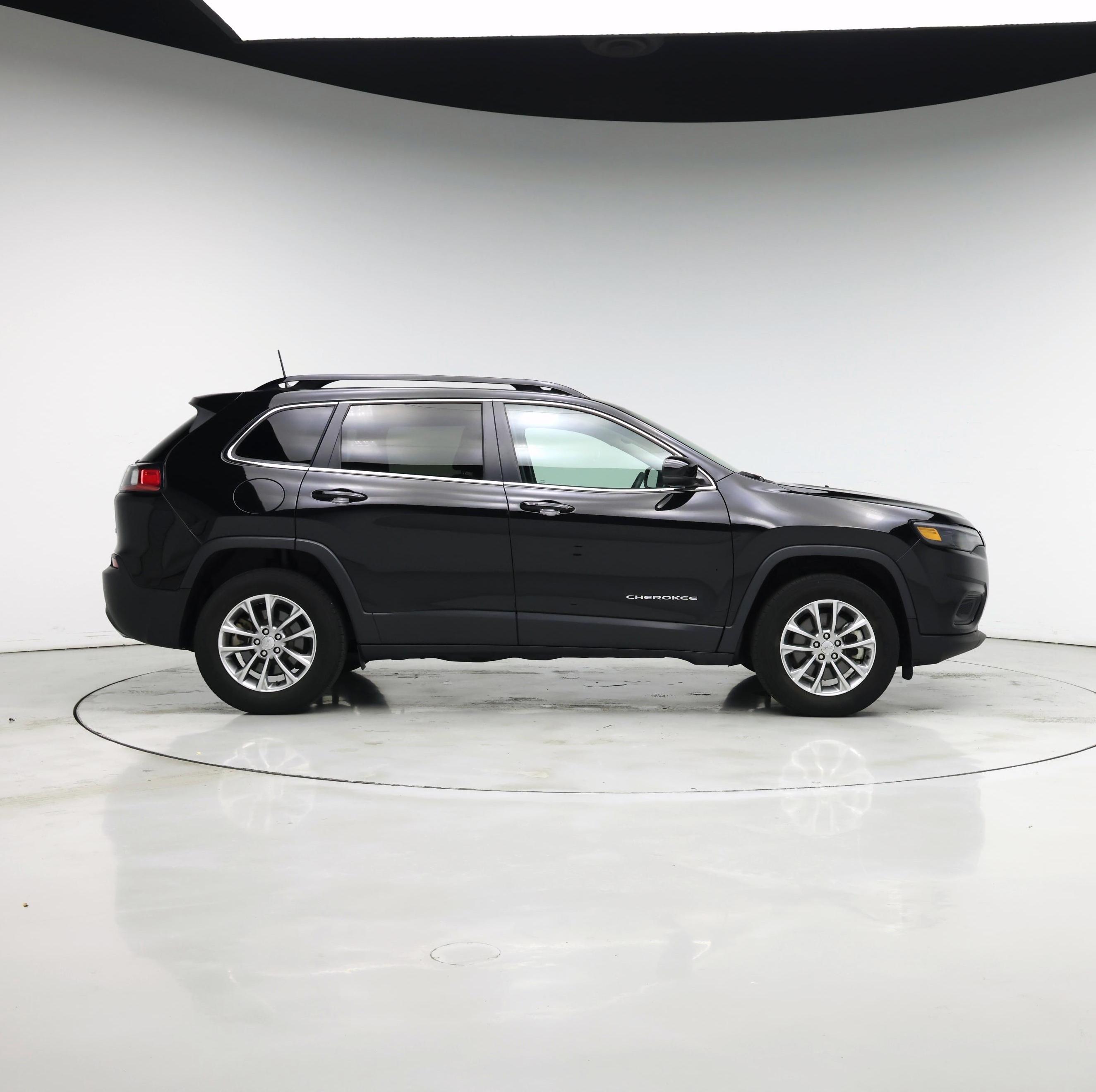 Thumbnail: 2022 Jeep Cherokee - 7