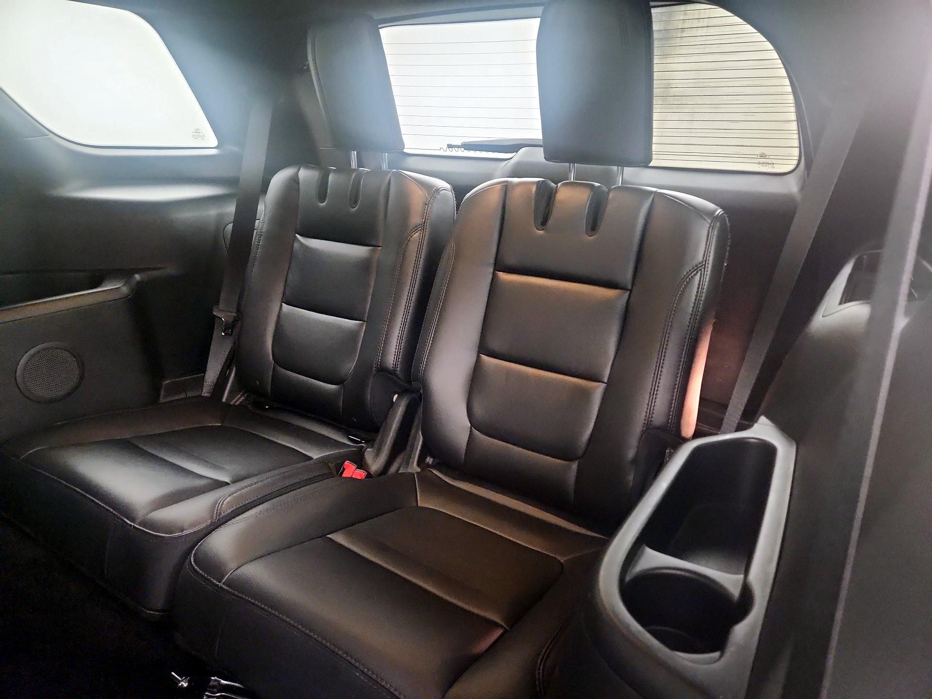 Thumbnail: 2016 Ford Explorer - 20
