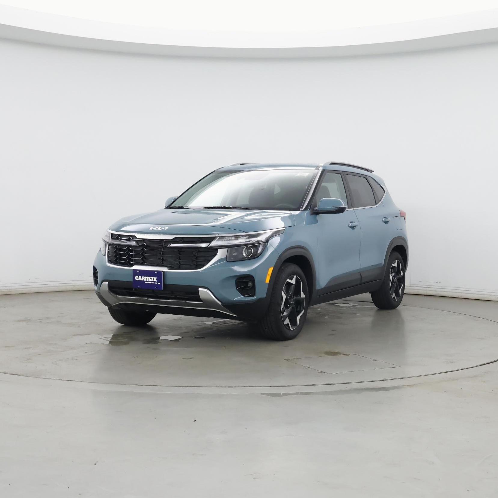 Thumbnail: 2024 Kia Seltos - 4