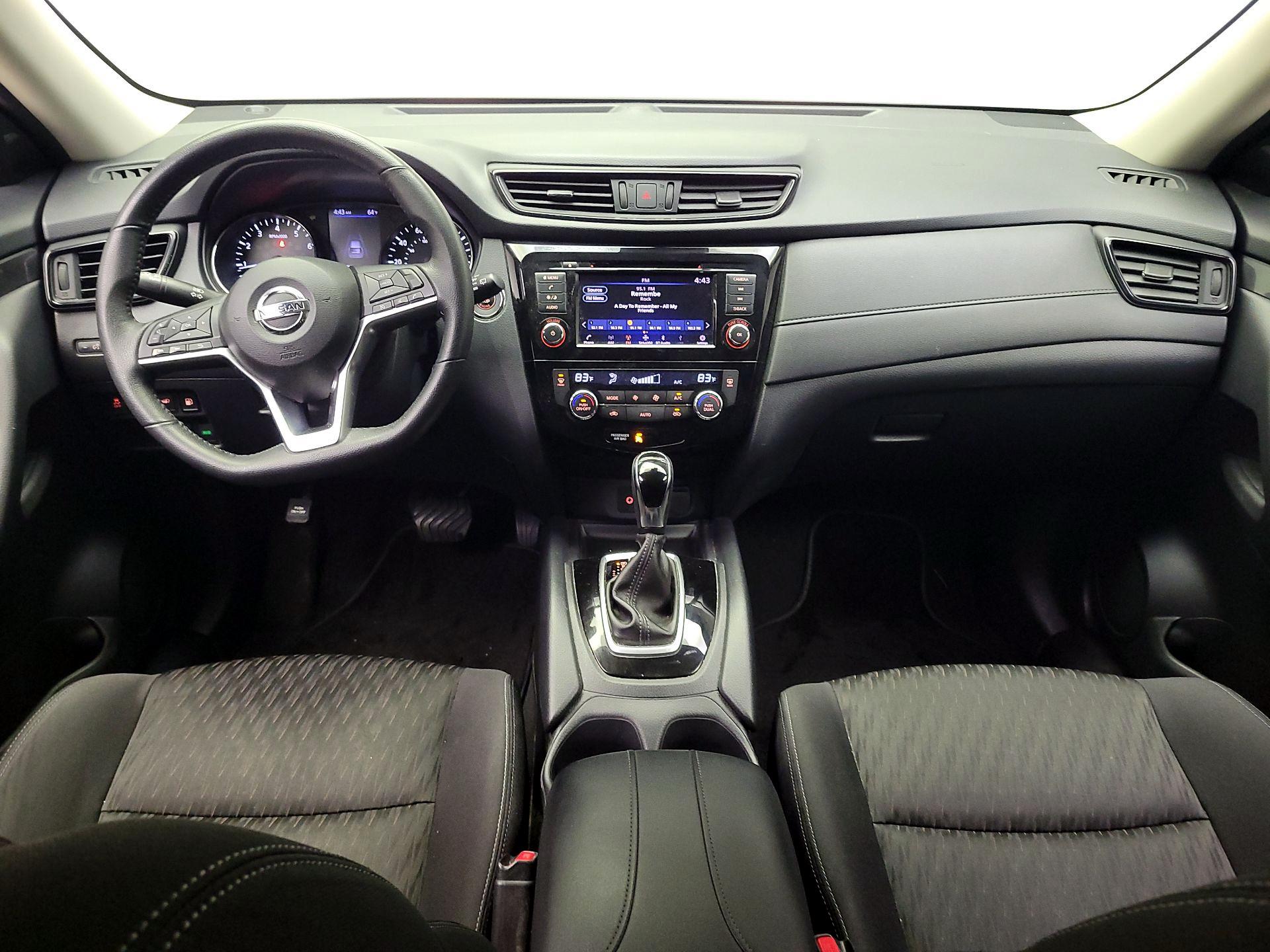 Thumbnail: 2019 Nissan Rogue - 9