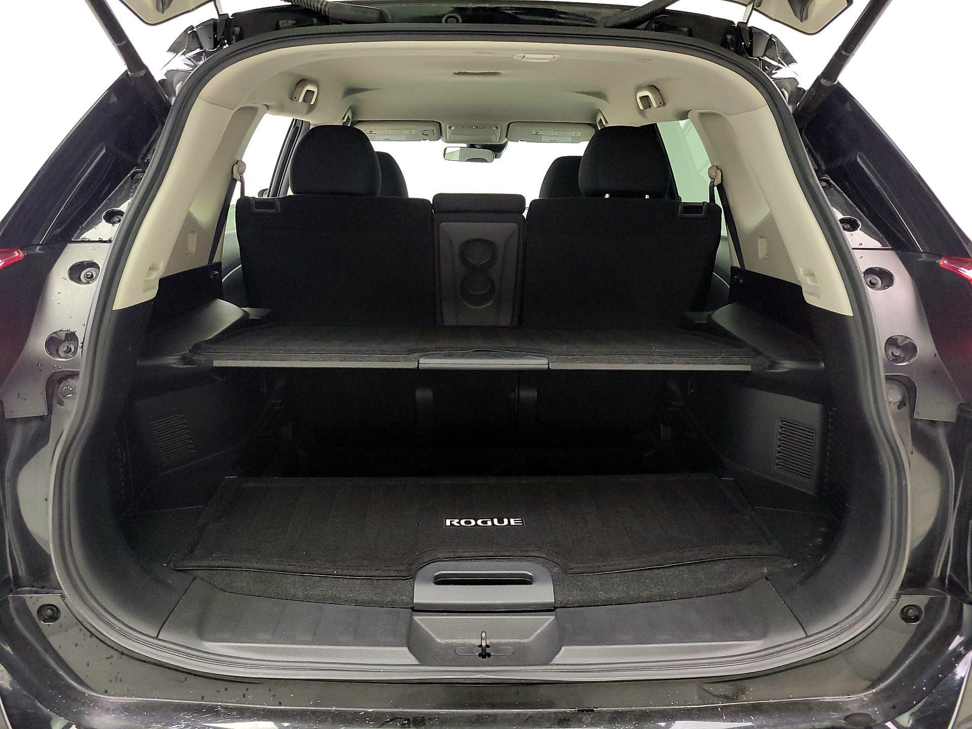 Thumbnail: 2019 Nissan Rogue - 20