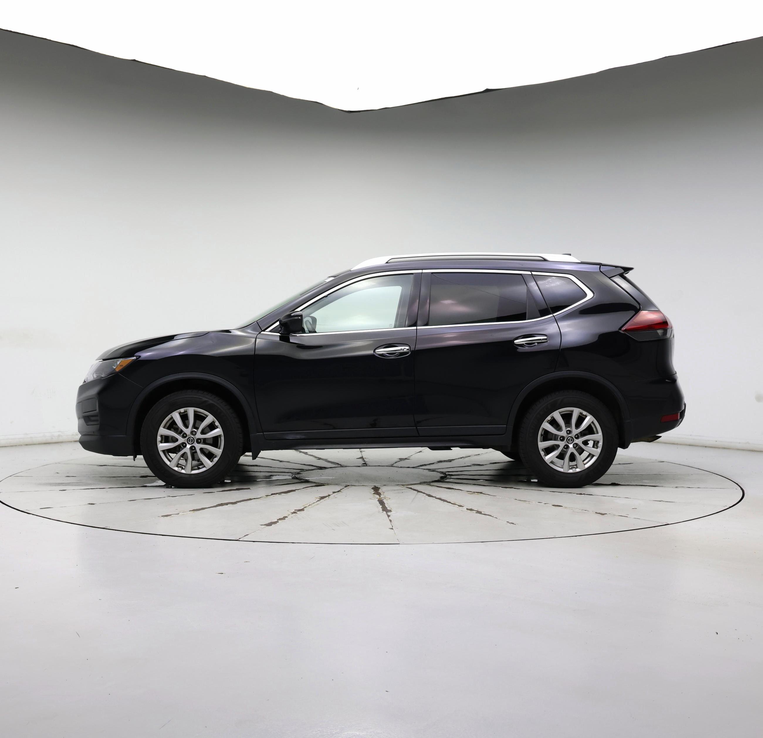 Thumbnail: 2019 Nissan Rogue - 3