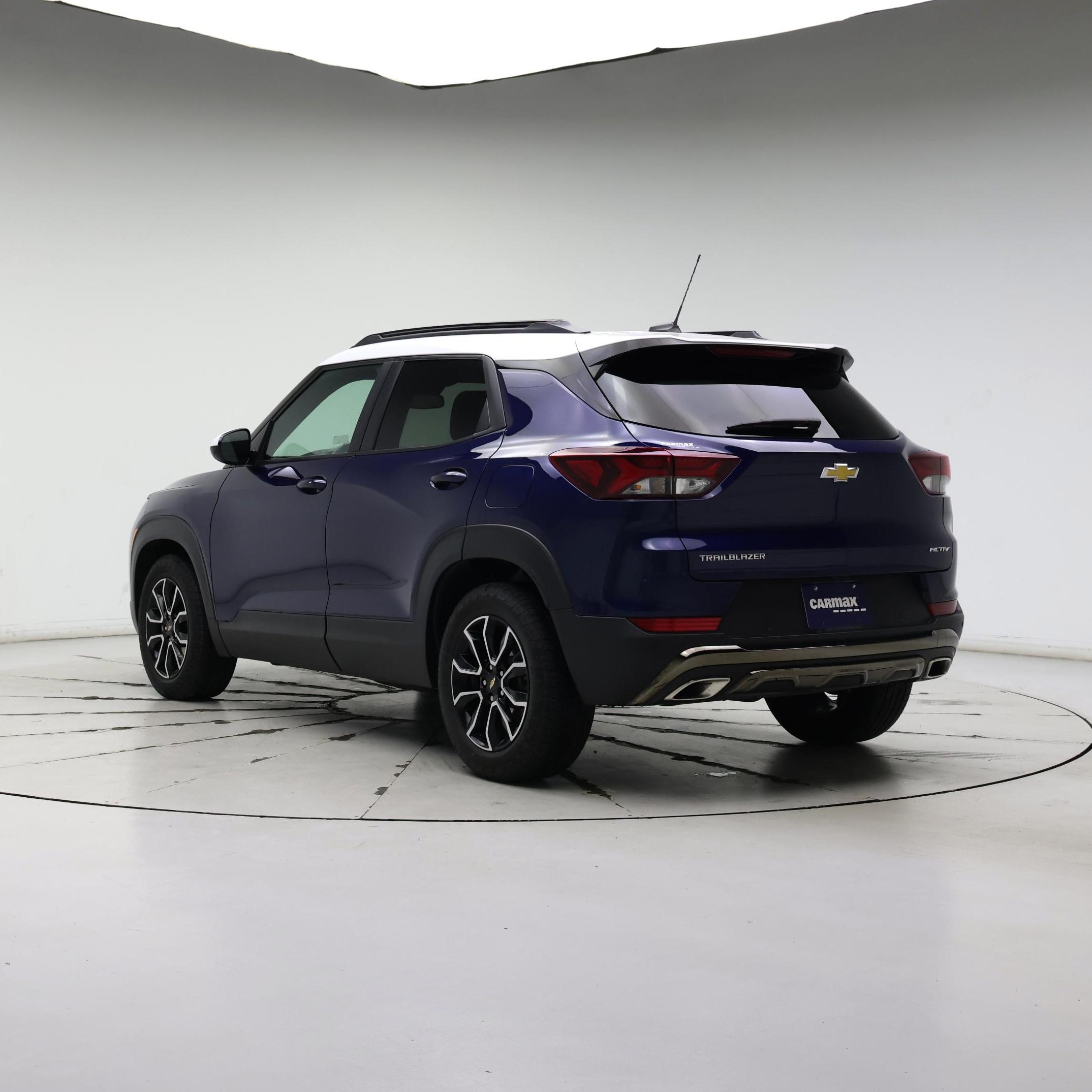 Thumbnail: 2022 Chevrolet TrailBlazer - 2