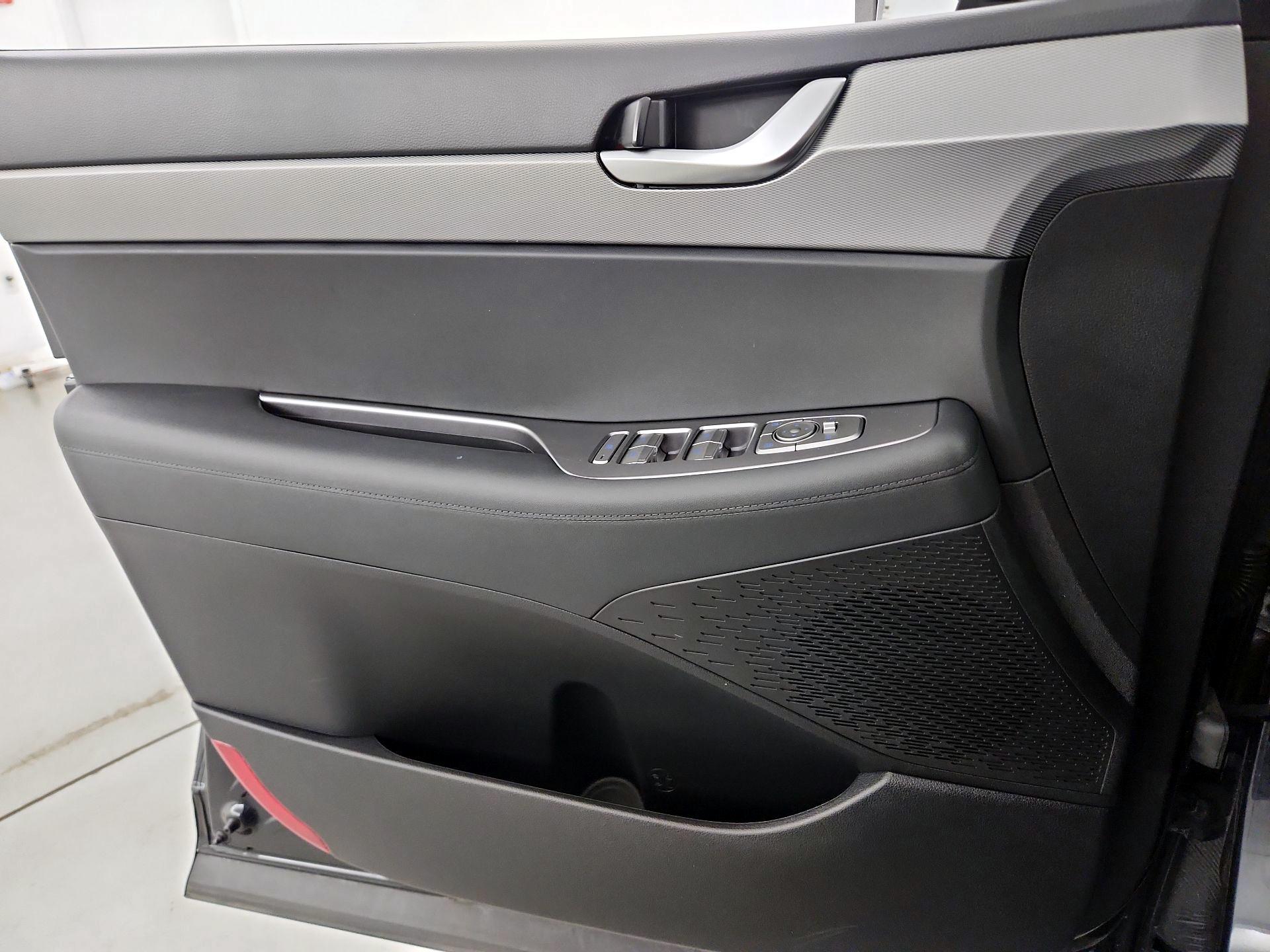 Thumbnail: 2022 Hyundai Palisade - 12