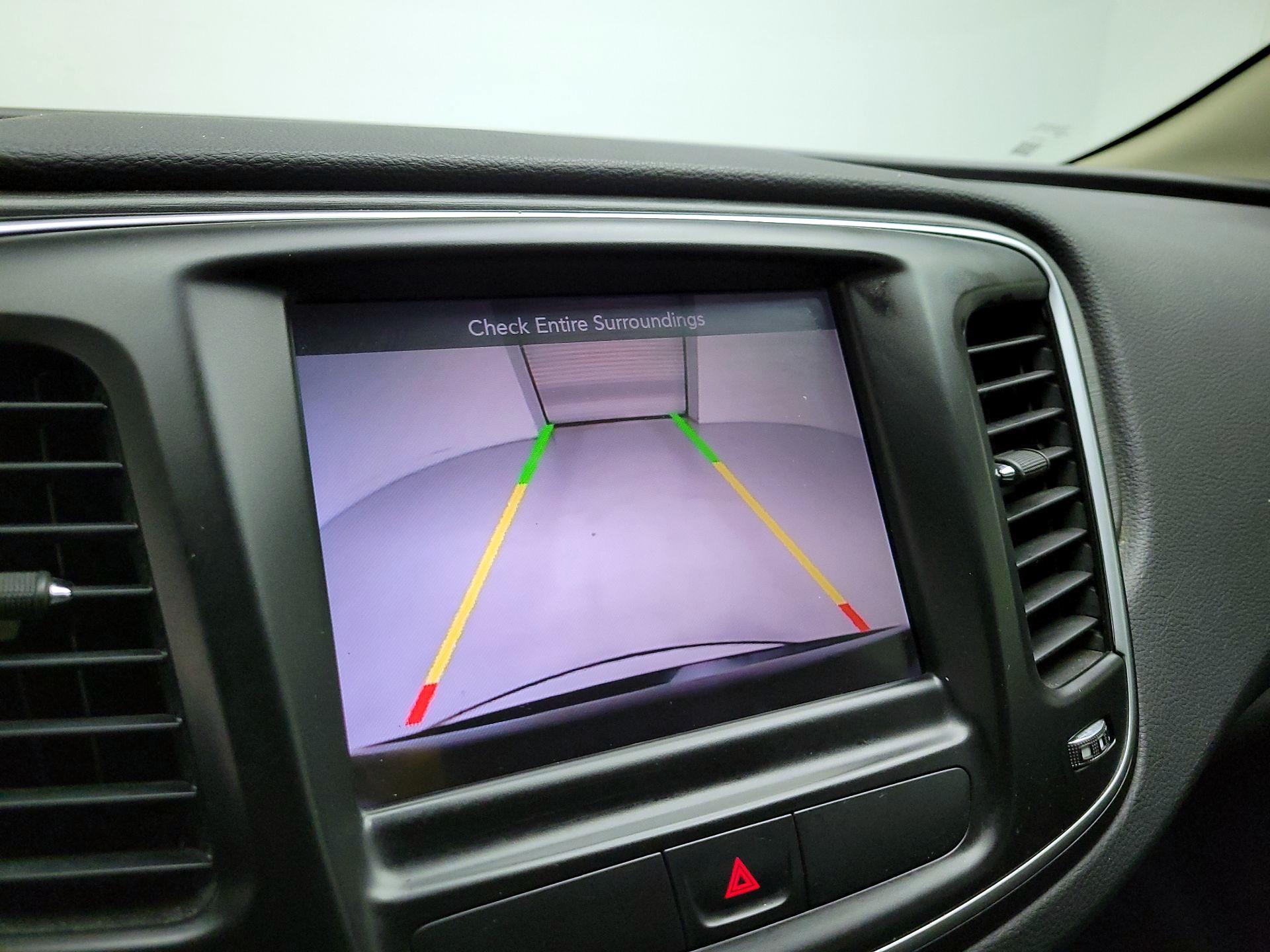 Thumbnail: 2016 Chrysler 200 - 14