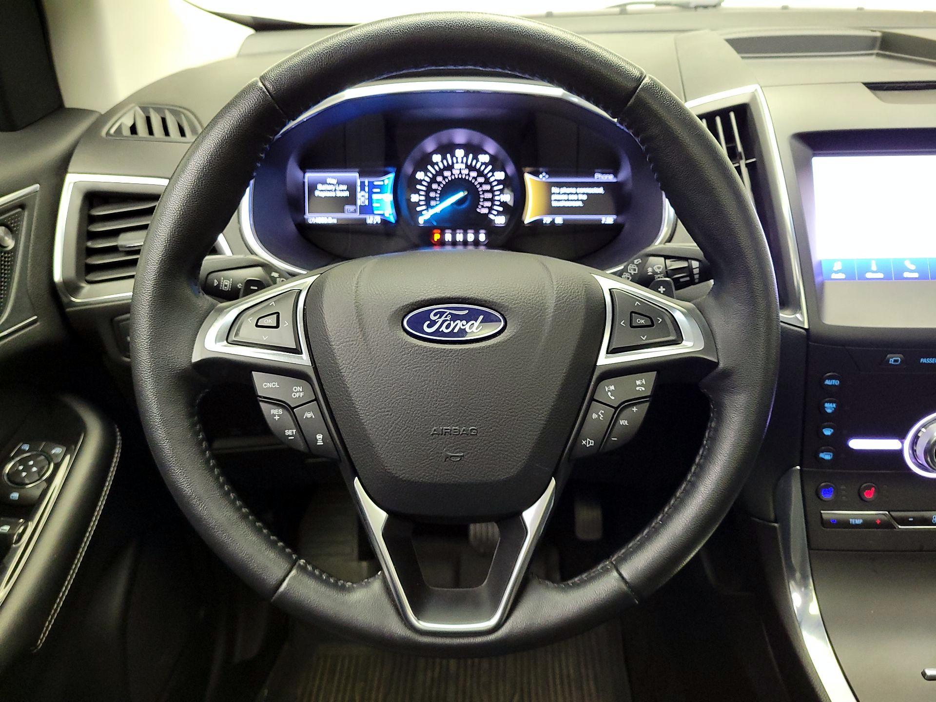 Thumbnail: 2020 Ford Edge - 10