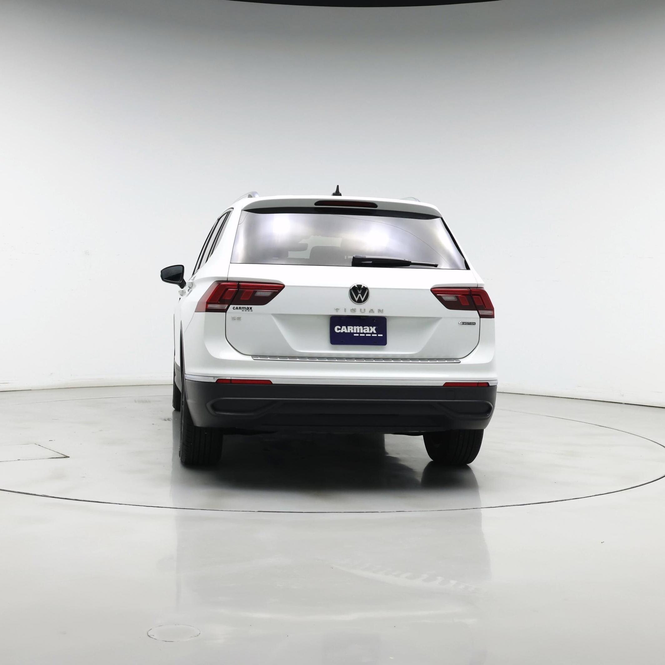 Thumbnail: 2022 Volkswagen Tiguan - 6