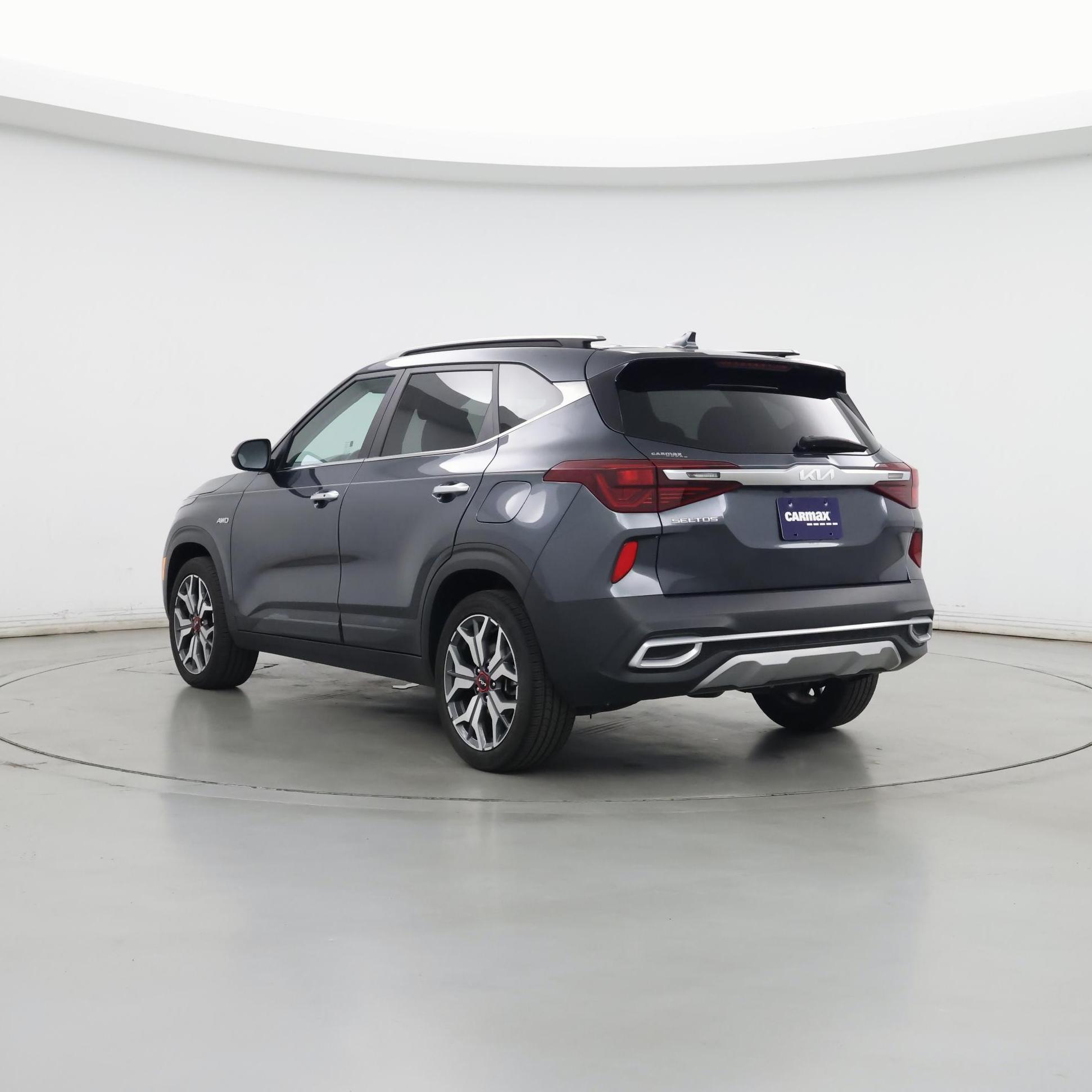 Thumbnail: 2023 Kia Seltos - 2